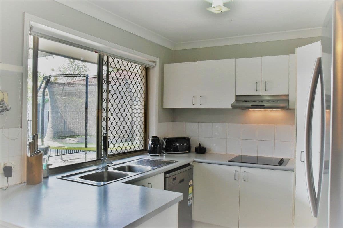 121 Pohon Drive, Tanah Merah QLD 4128, Tanah Merah - Thumbnail 7