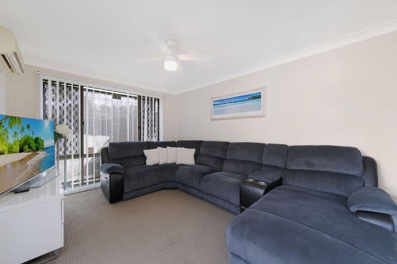 11 Augustus Place, Bateau Bay NSW 2261, Bateau Bay - Thumbnail 3