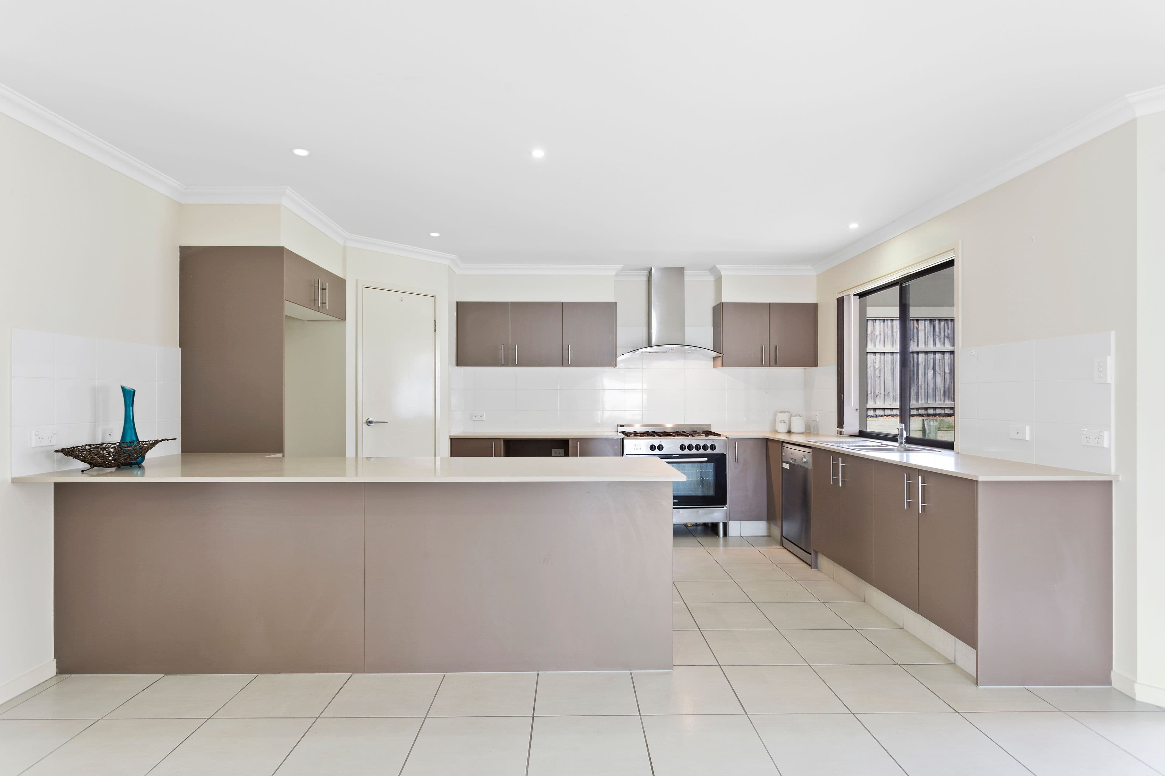 7 Wright Court, Upper Coomera QLD 4209, Upper Coomera - Thumbnail 4
