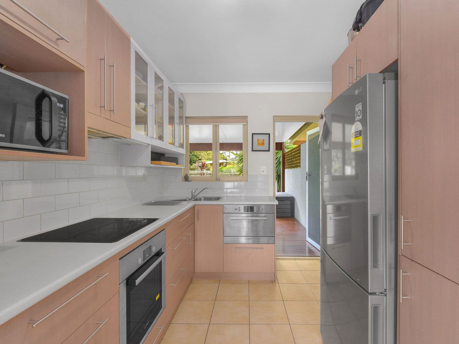 10 Adina Street, Norman Park QLD 4170, Norman Park - Thumbnail 4