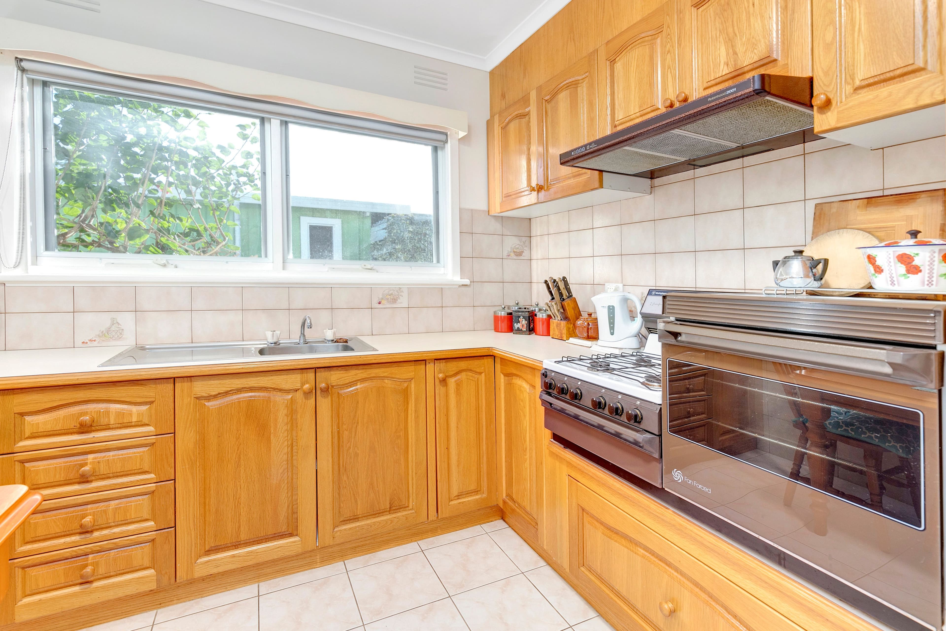 100 Ninth Avenue, Rosebud VIC 3939, Rosebud - Thumbnail 2