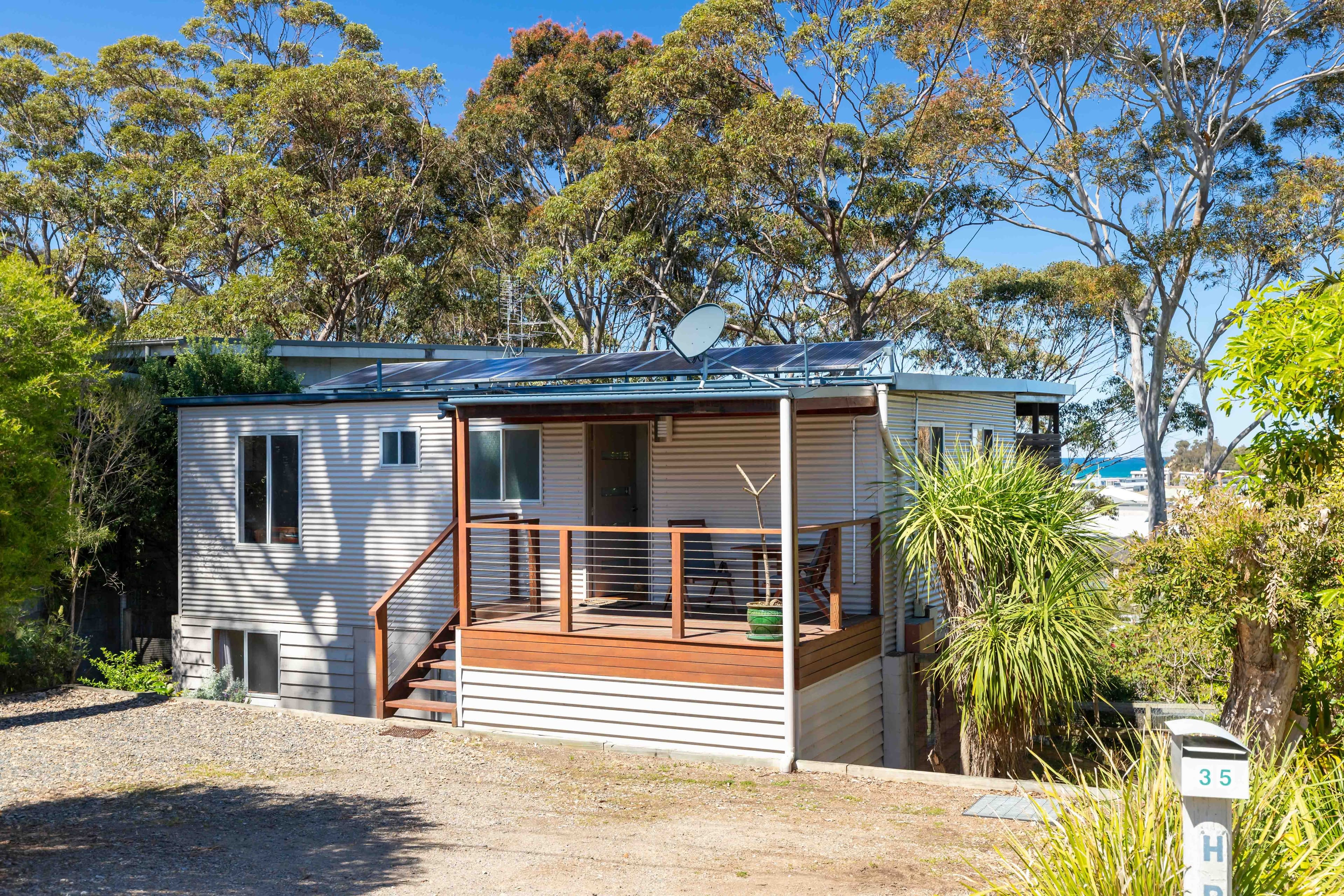 35 Forest Parade, Tomakin - Image 1