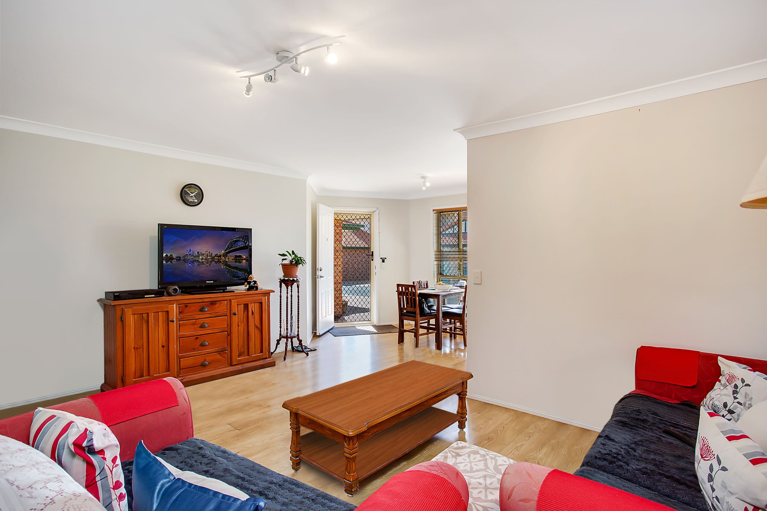 38 Murev Way, Carrara QLD 4211, Carrara - Thumbnail 4