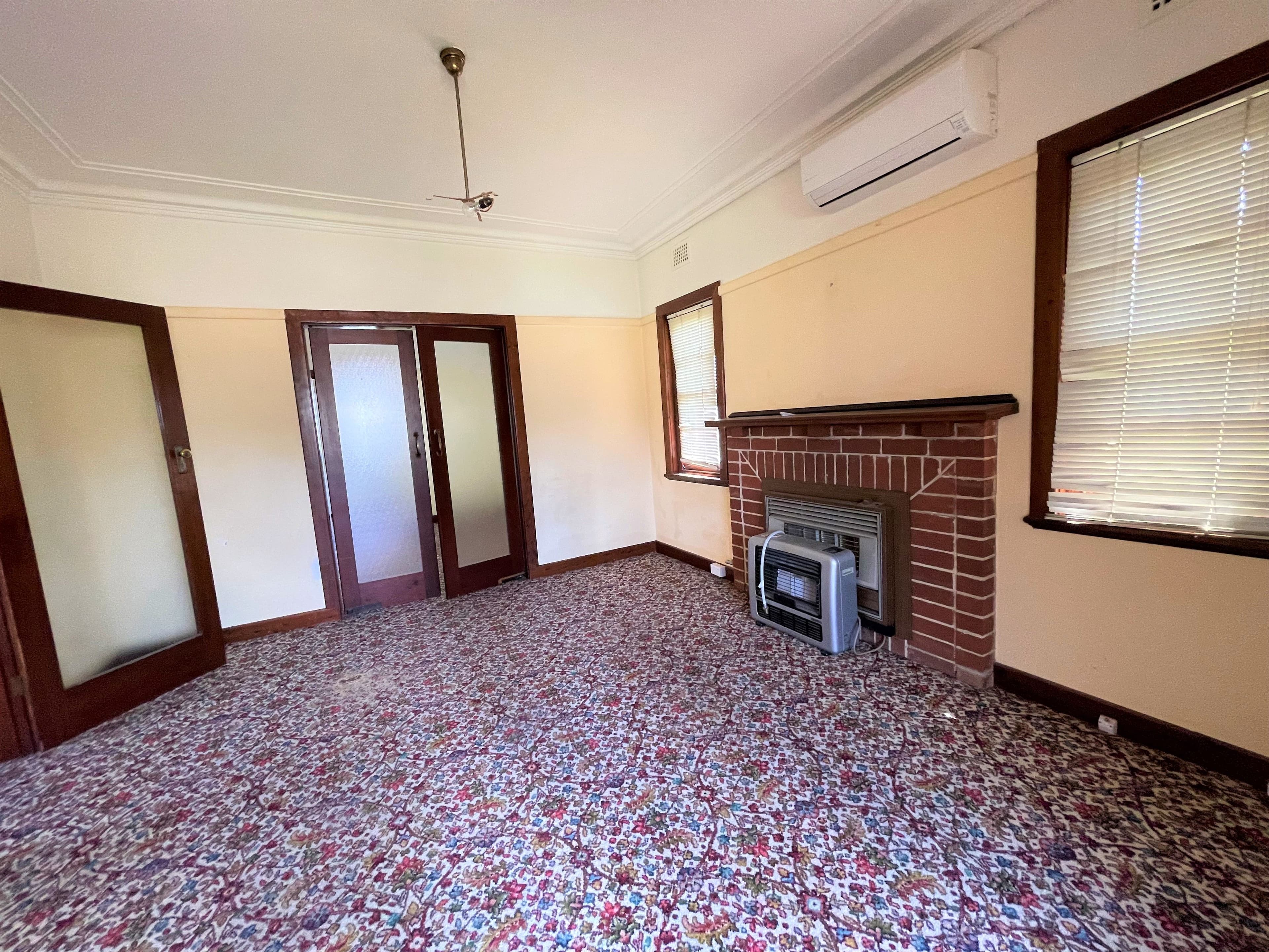 58 Edwards Street, Young NSW 2594, Young - Thumbnail 3