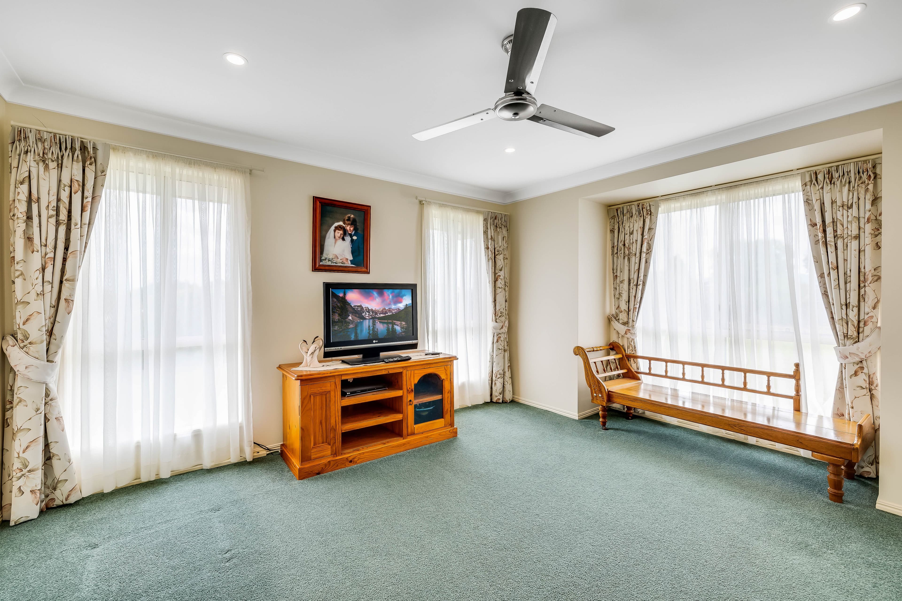4 Grange Drive, Pittsworth QLD 4356, Pittsworth - Thumbnail 3