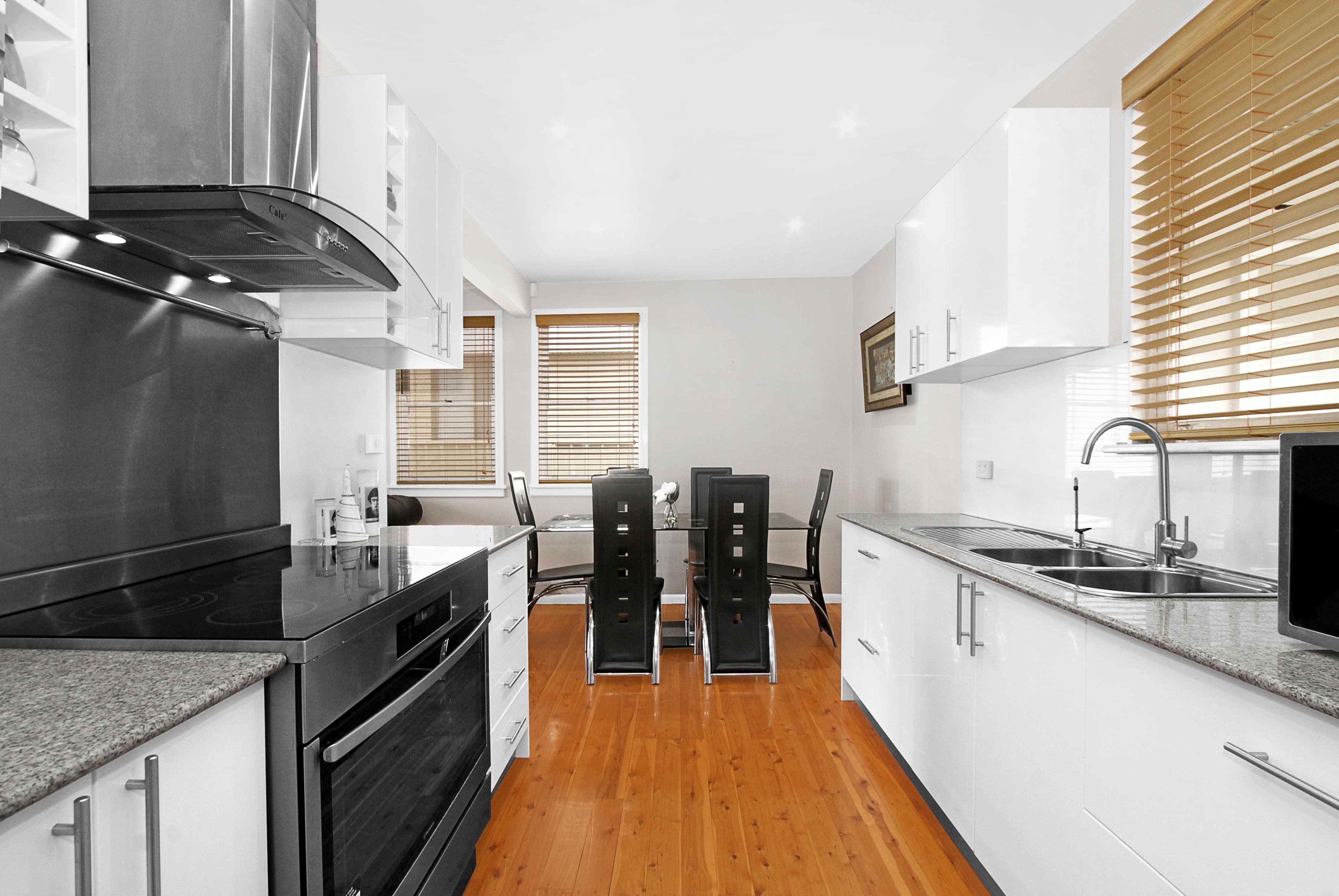 19 Dampier Crescent, Fairfield West NSW 2165, Fairfield West - Thumbnail 3