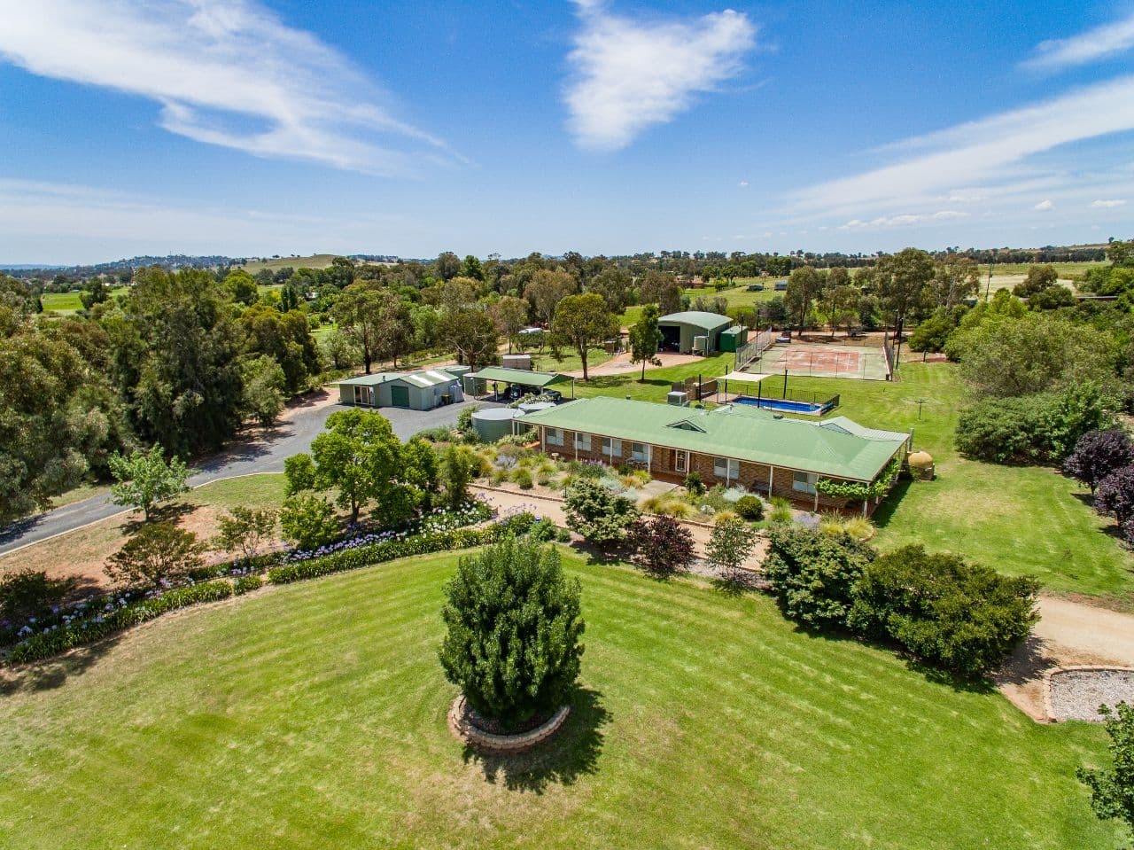 15 Valley View Road, Cowra NSW 2794, Cowra - Image 1