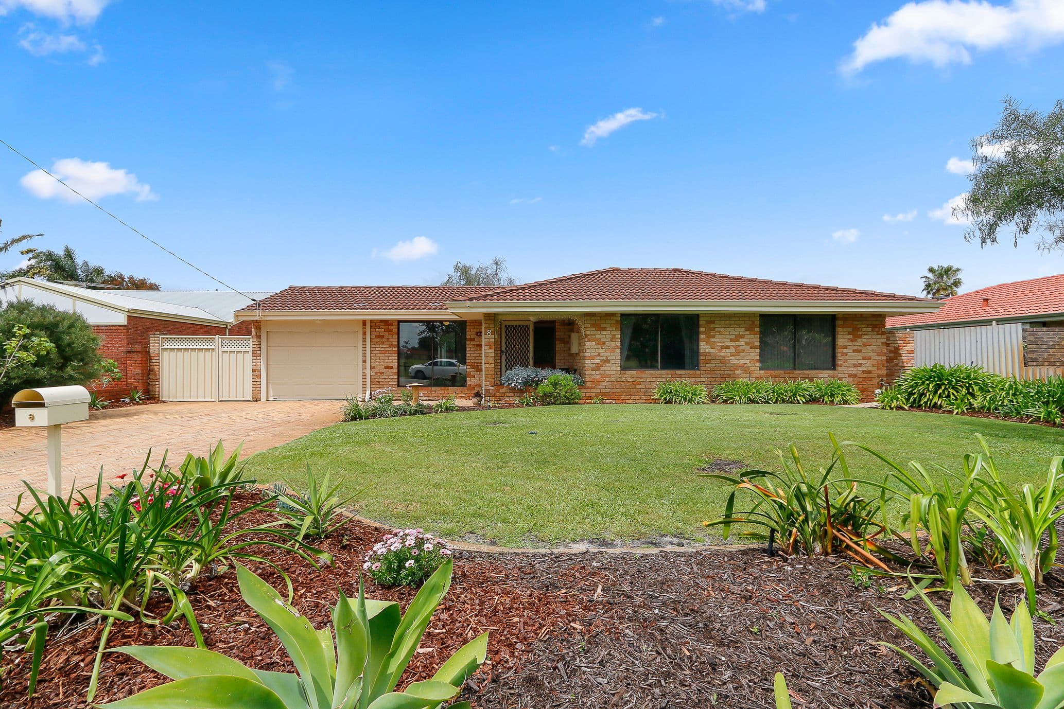 8 Wheatley Place, Morley WA 6062, Morley - Image 1