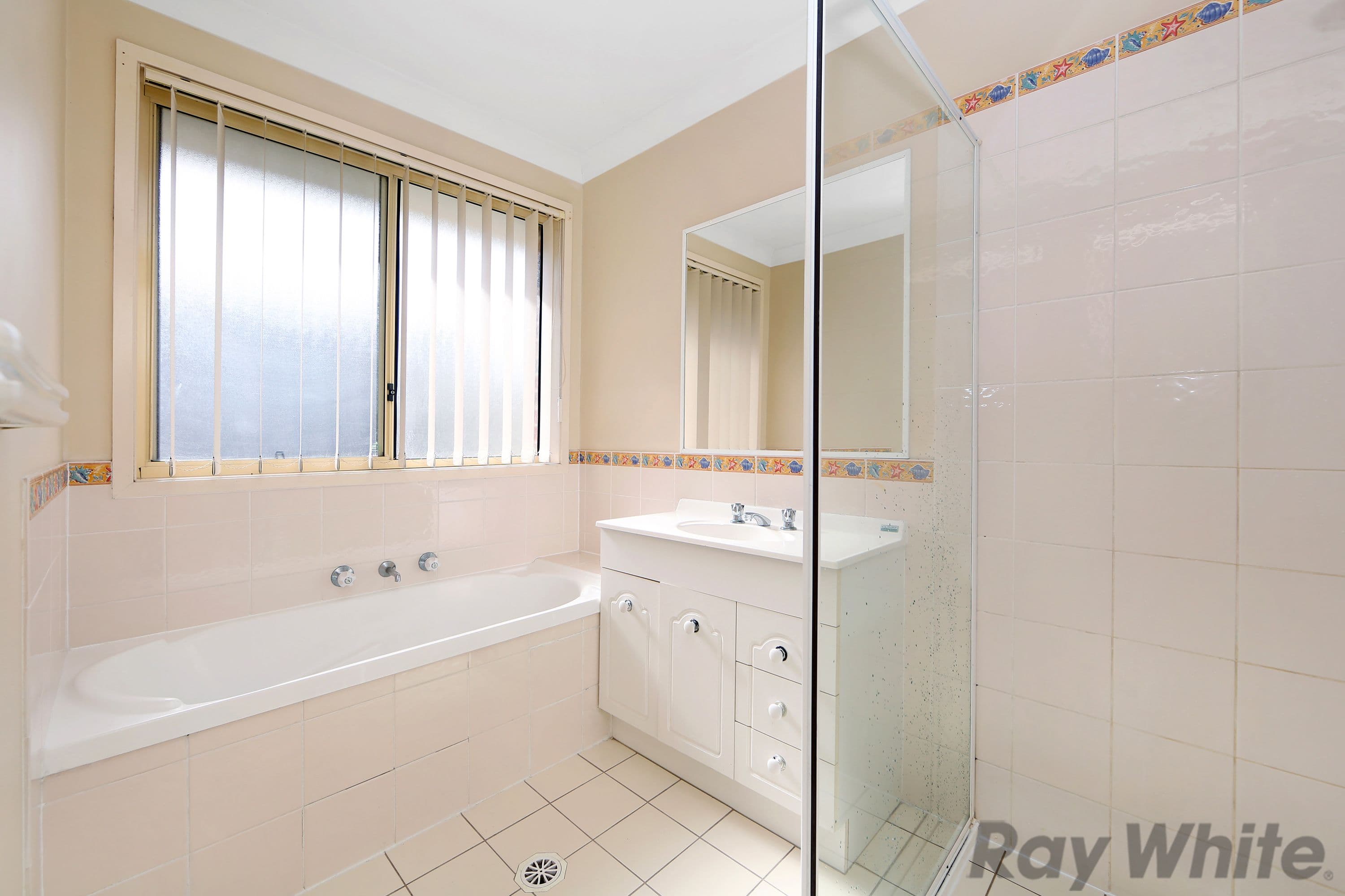 10 Bayside Street, Blue Haven - Thumbnail 8