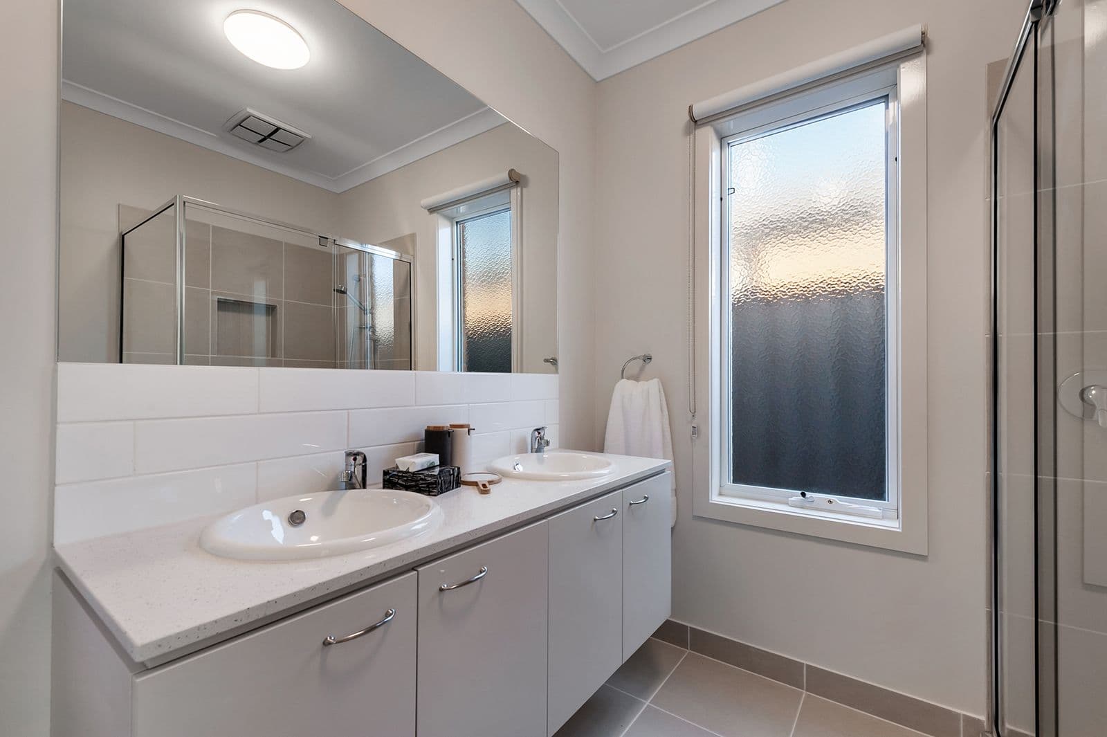 18 Tarrion Rise, Craigieburn VIC 3064, Craigieburn - Thumbnail 3