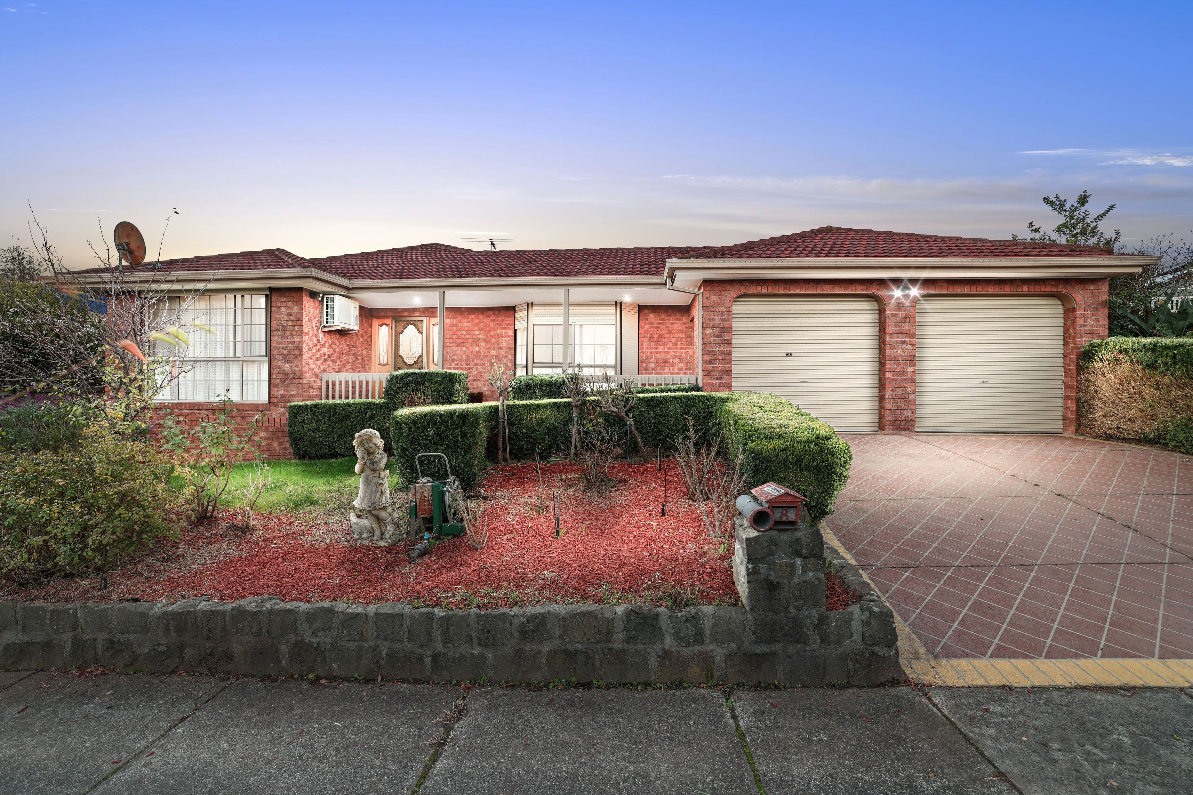8 Millgrove Way, Berwick VIC 3806, Berwick - Image 1