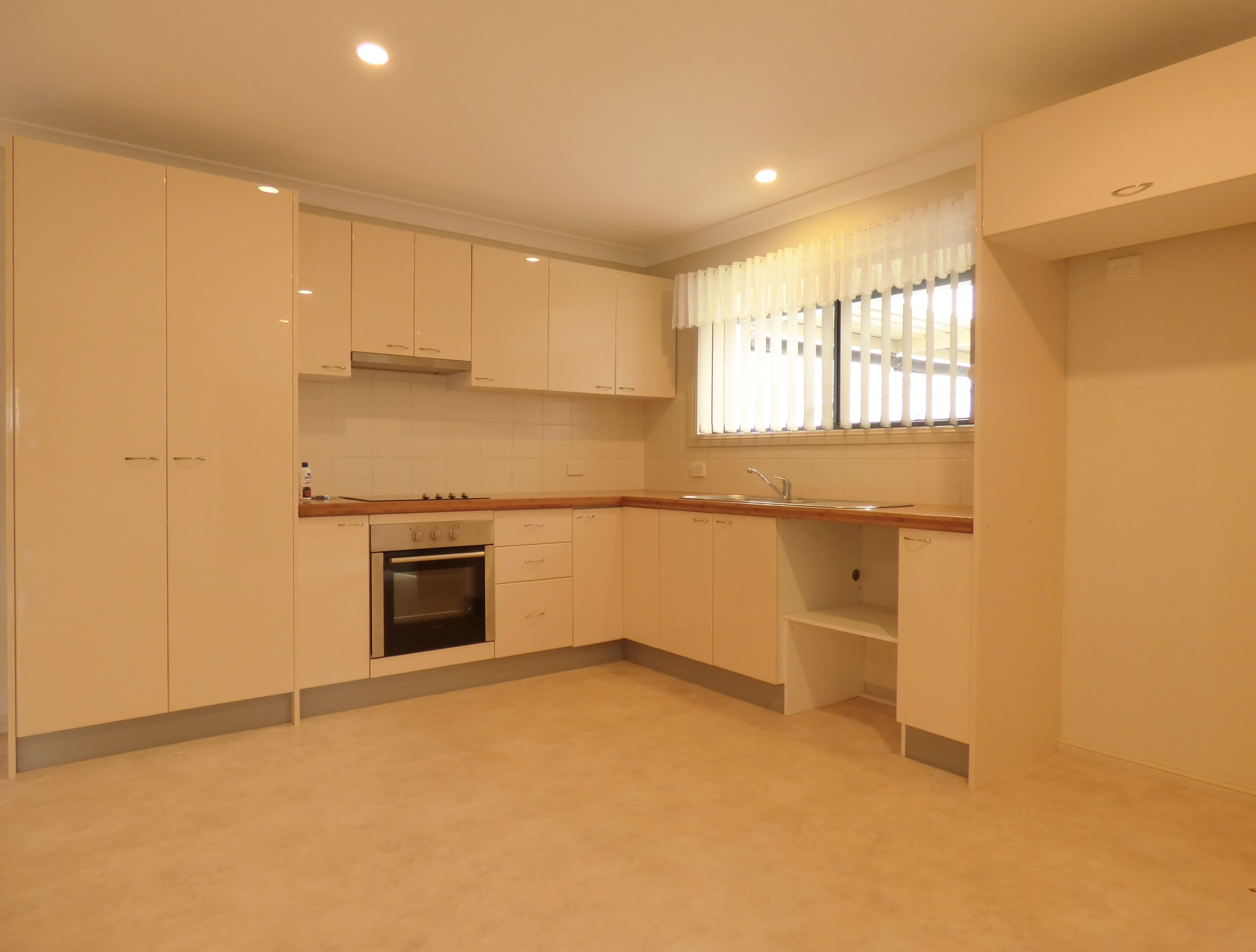 2/141 Rotherham Street, Bateau Bay NSW 2261, Bateau Bay - Thumbnail 4