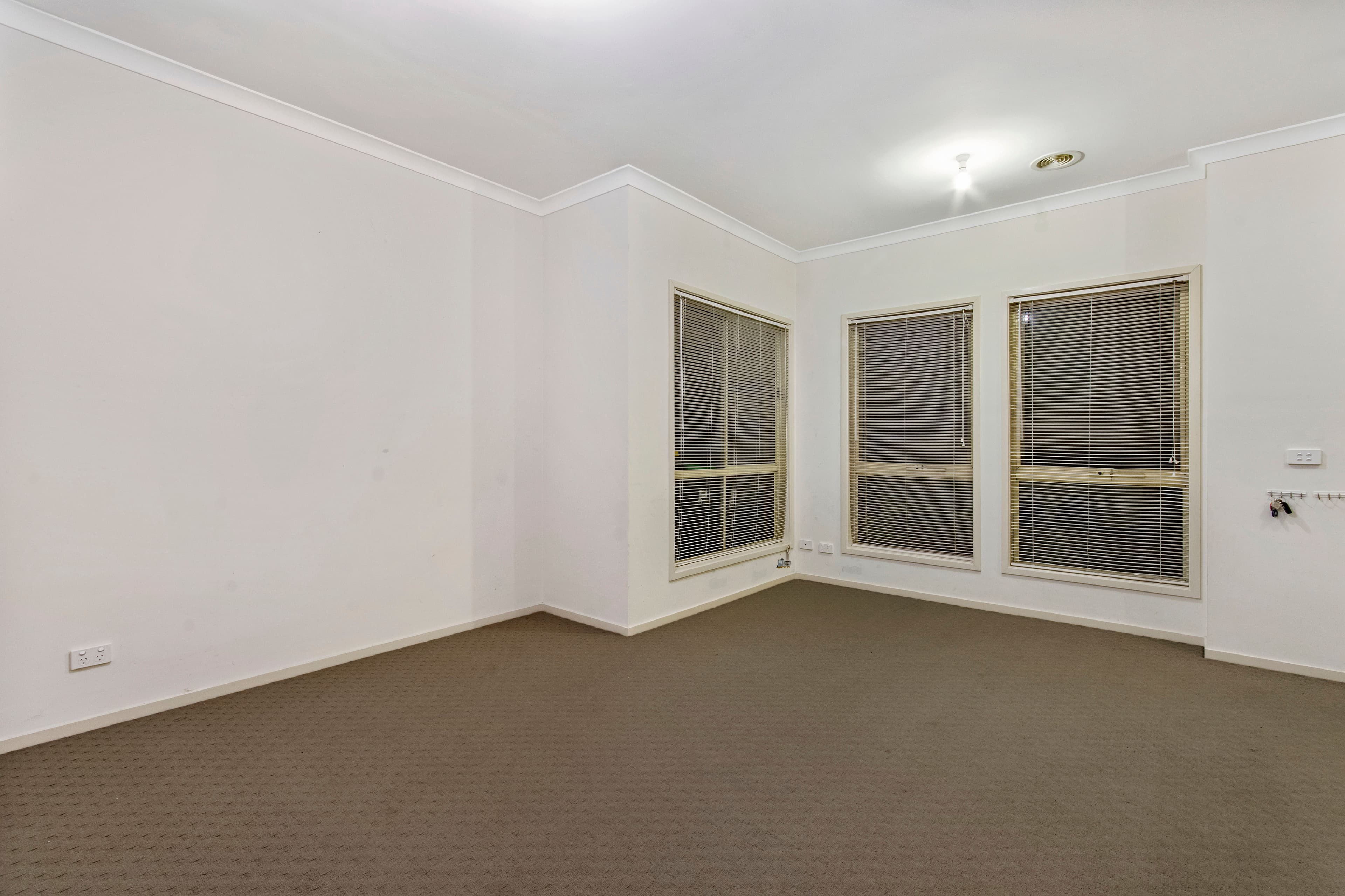 1231-1235 Heatherton Road, Noble Park VIC 3174, Noble Park - Thumbnail 3