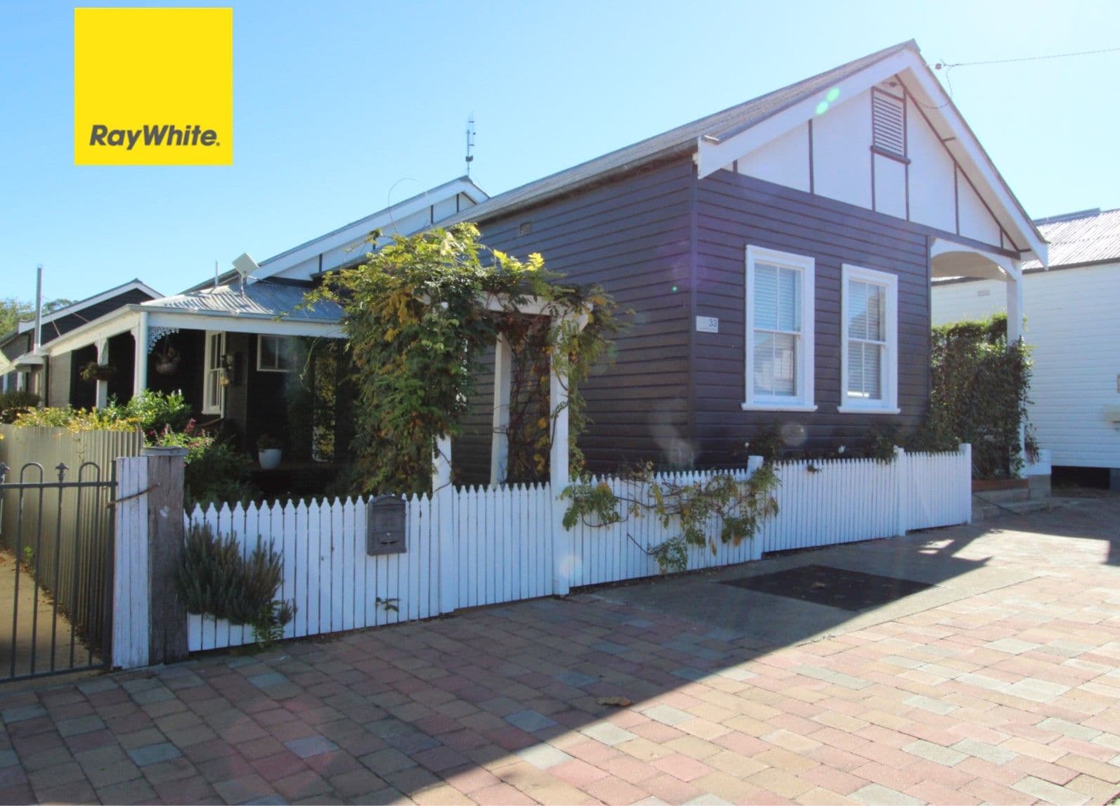 33 Albury Street, Ashford NSW 2361, Ashford - Image 1