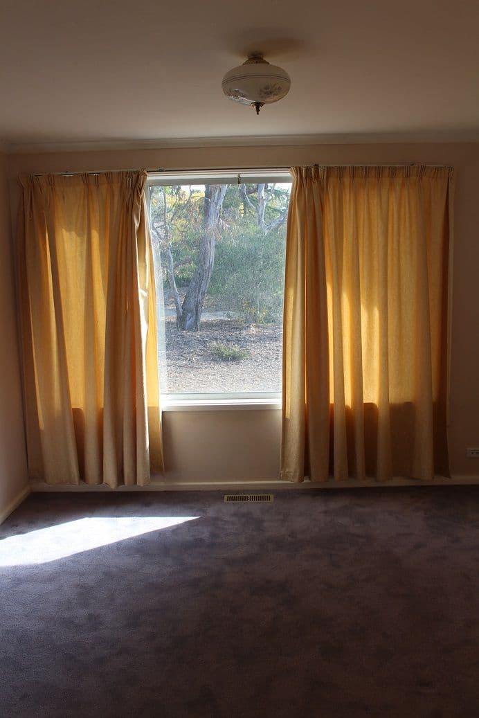 8 Jarvis Place, Macquarie ACT 2614, Macquarie - Thumbnail 2