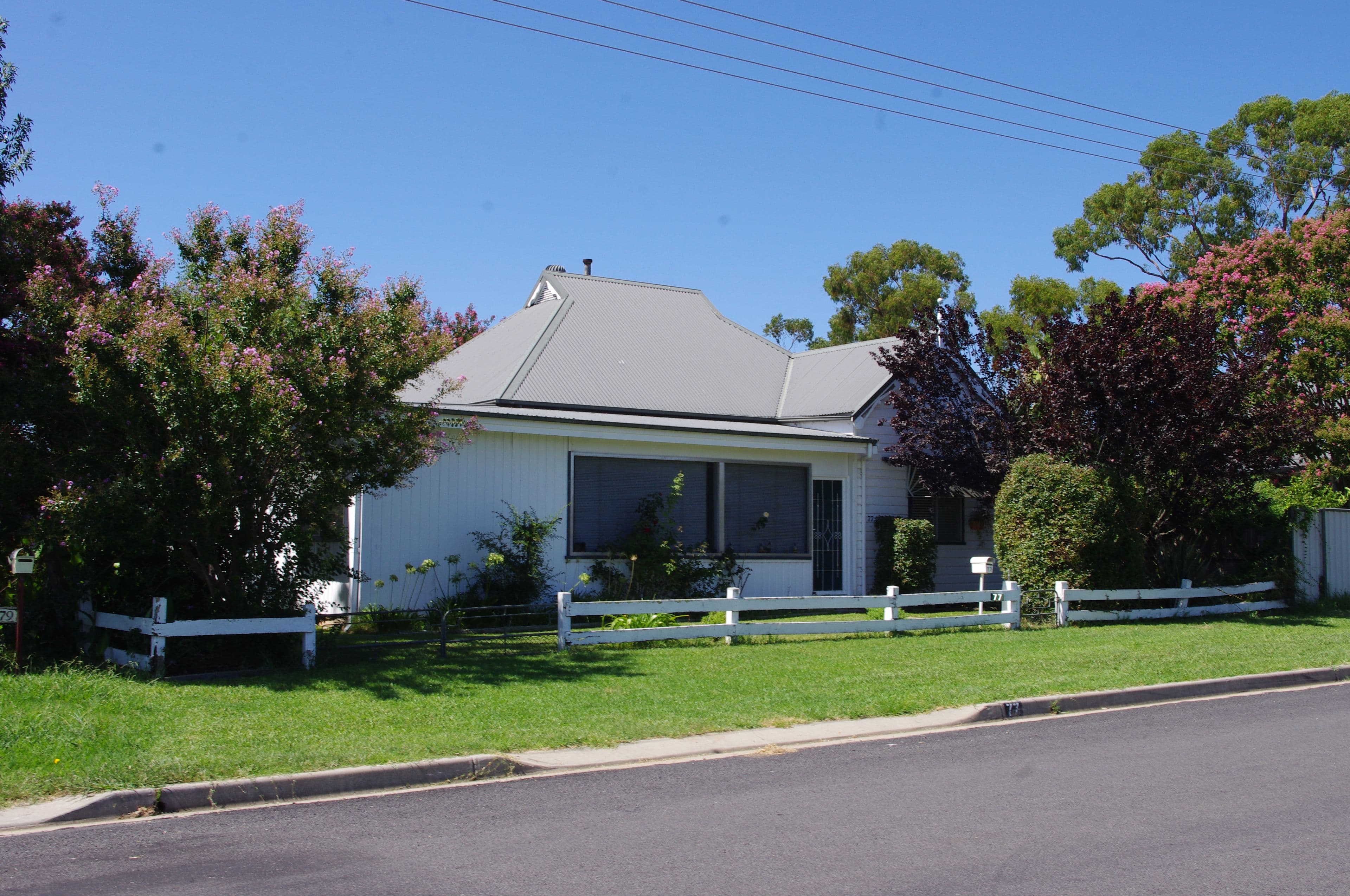 77 Oswald Street, Inverell NSW 2360, Inverell - Image 1