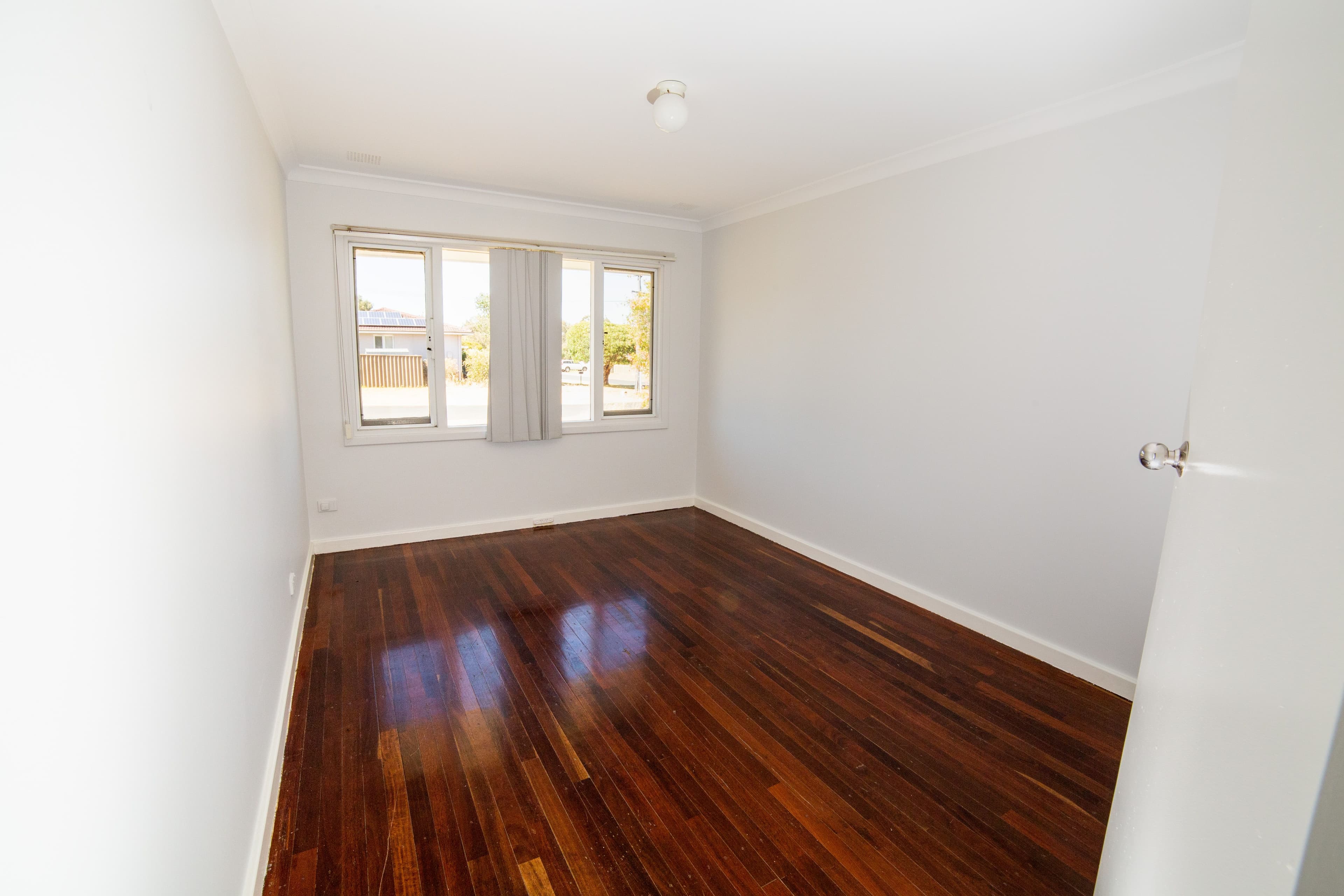 21 Gummow Way, Girrawheen WA 6064, Girrawheen - Thumbnail 3