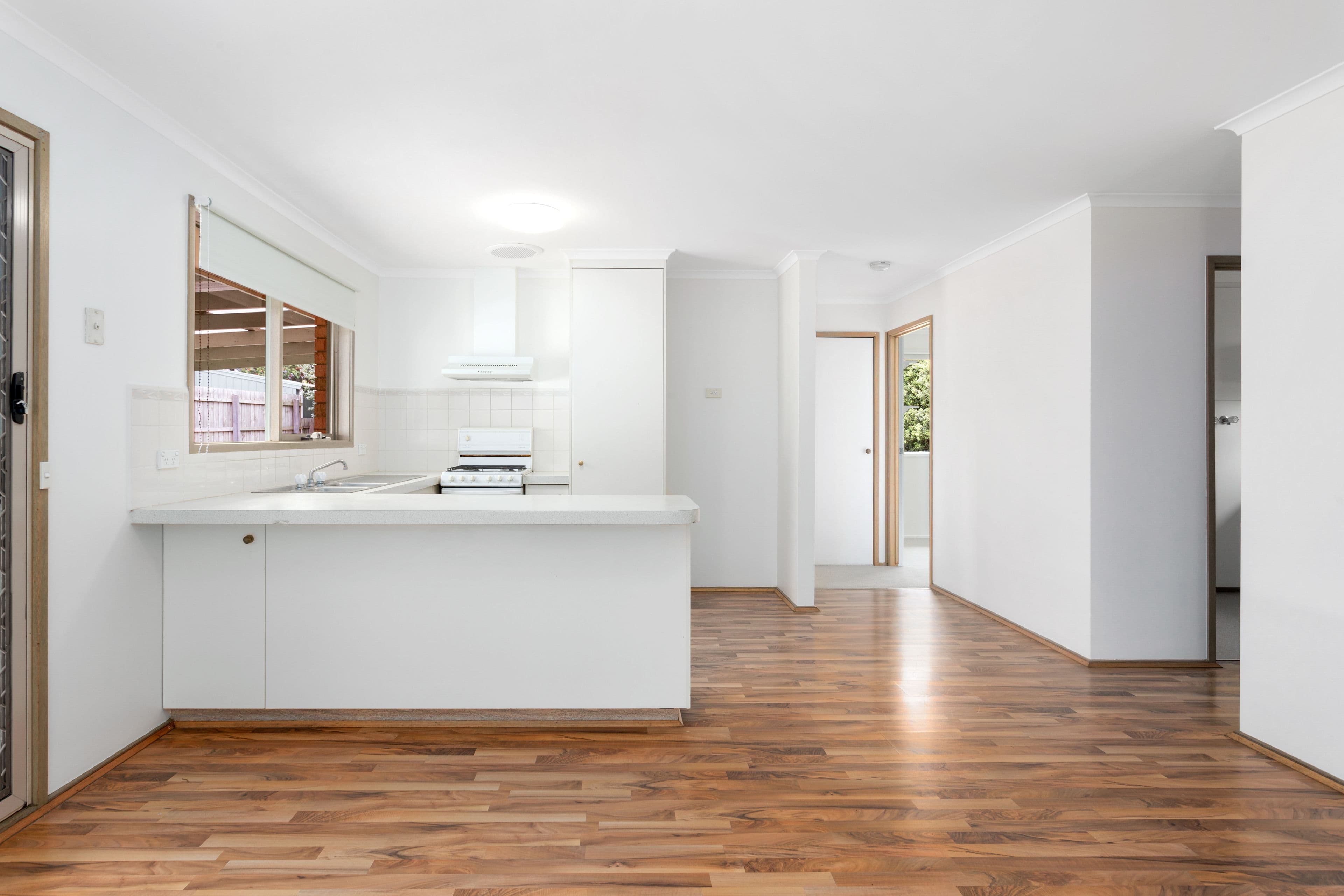 8 Martingale Place, Pakenham VIC 3810, Pakenham - Thumbnail 4
