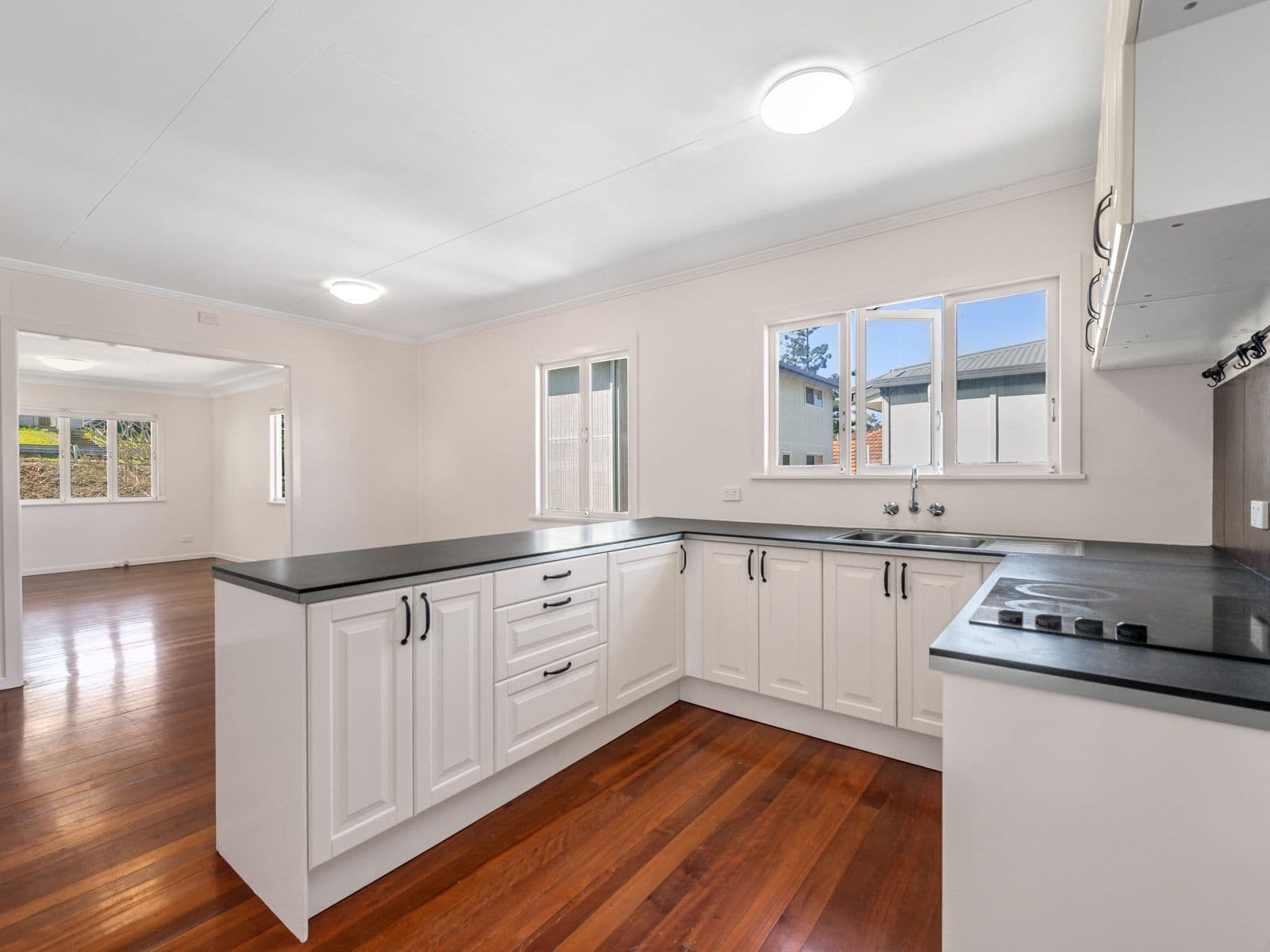 49 Rennie Street, Indooroopilly QLD 4068, Indooroopilly - Thumbnail 2