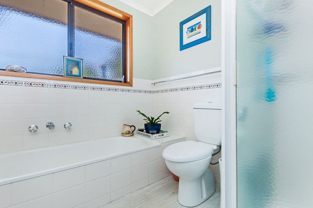 14 Carmell Drive, Warrnambool VIC 3280, Warrnambool - Thumbnail 7
