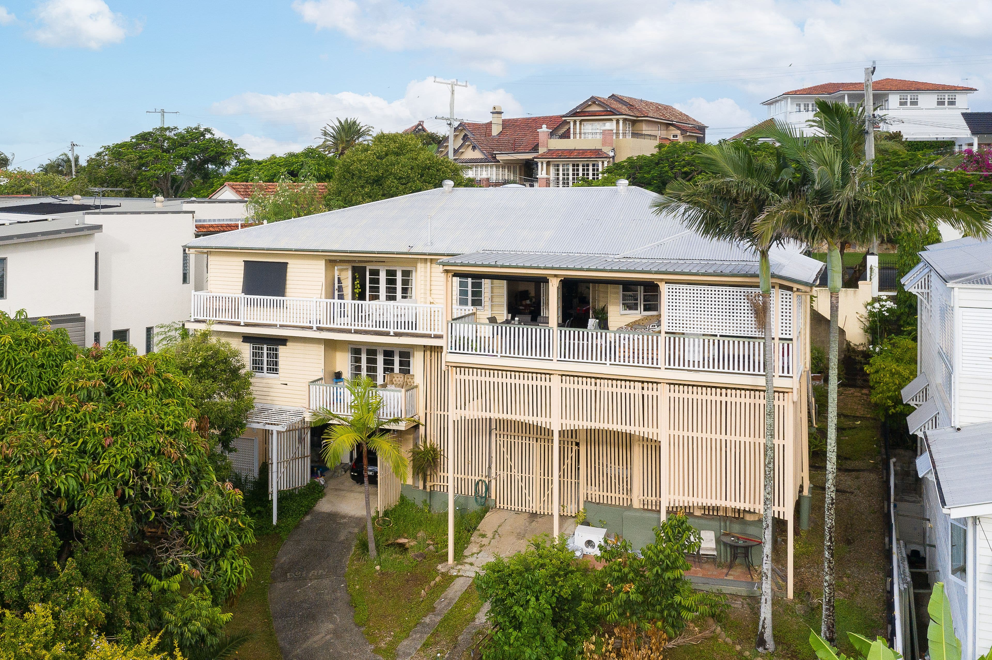 17 Welwyn Crescent, Coorparoo QLD 4151, Coorparoo - Image 1