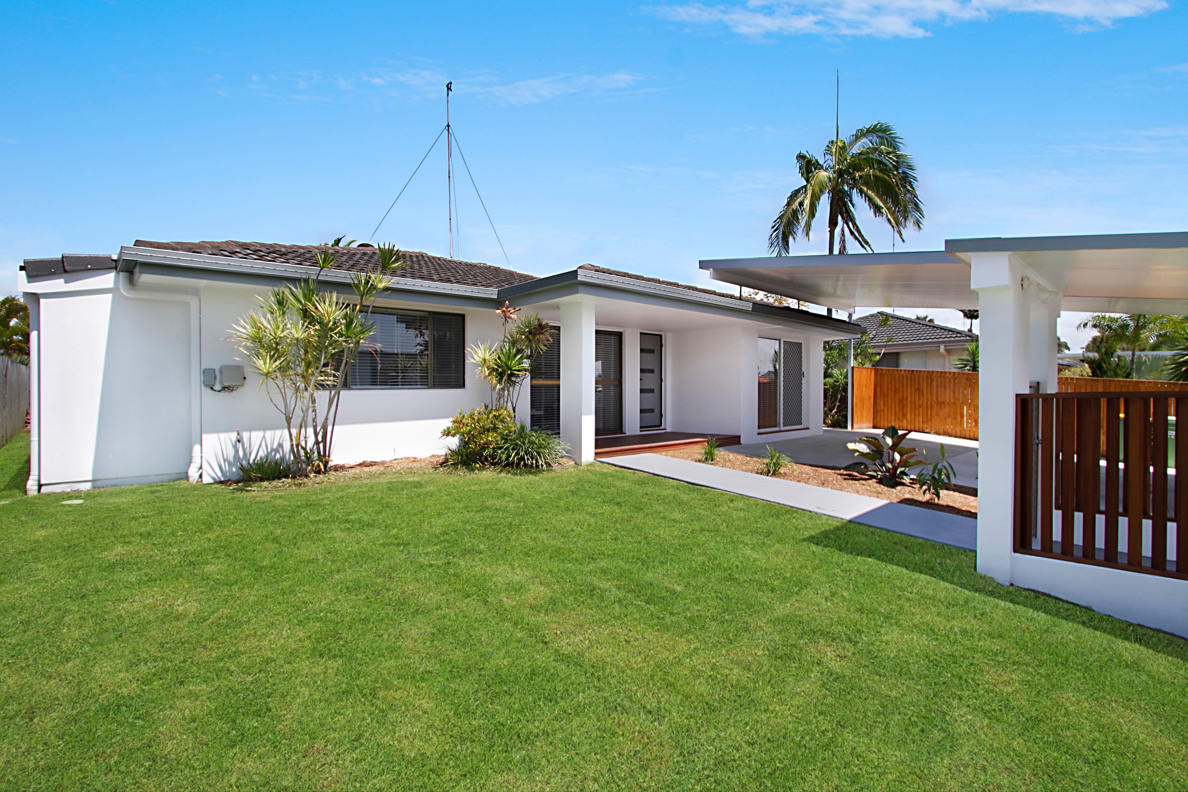 94 Rumrunner Street, Mermaid Waters QLD 4218, Mermaid Waters - Thumbnail 2