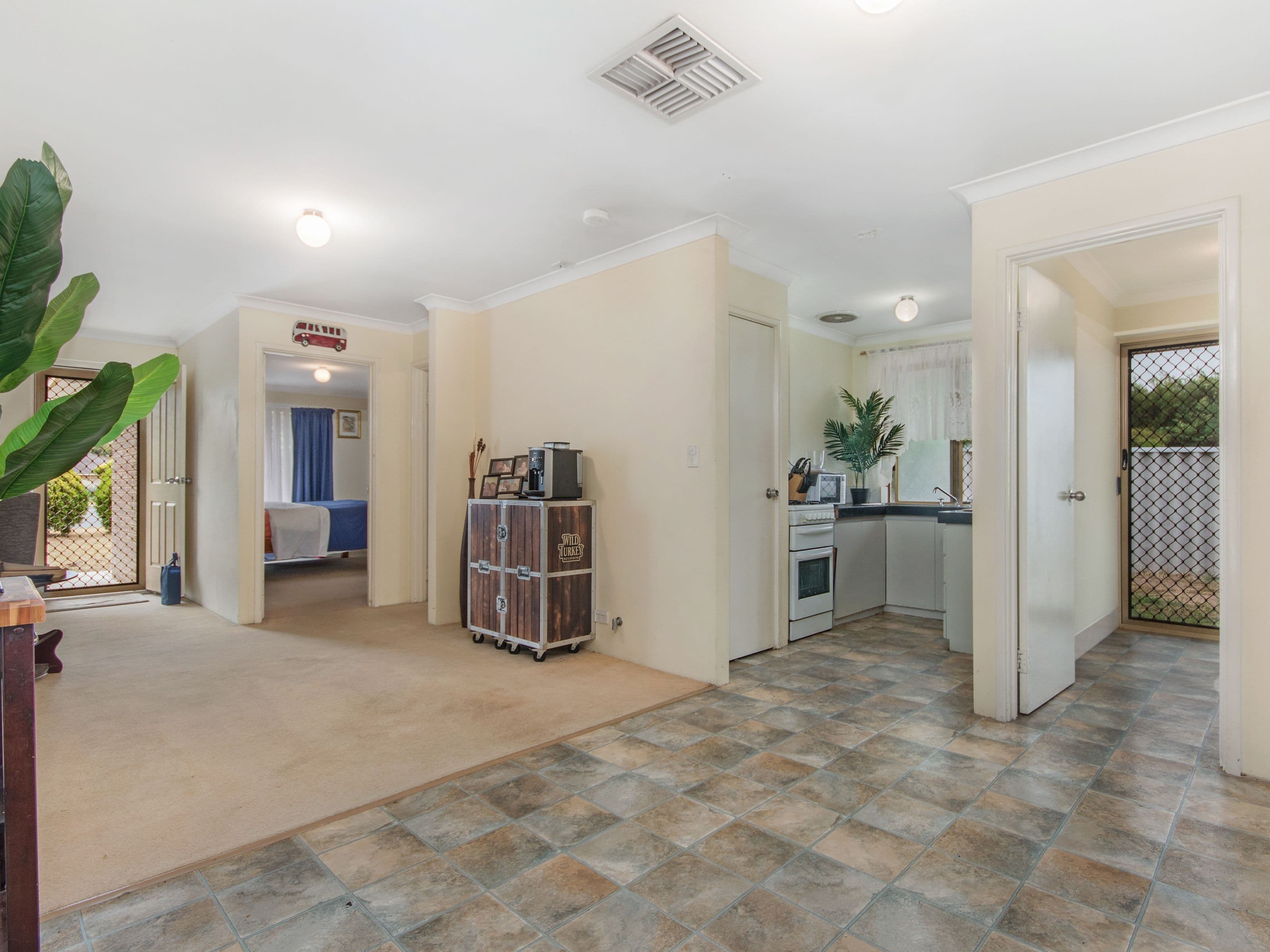 19 Hazlett Place, Waikiki WA 6169, Waikiki - Thumbnail 5