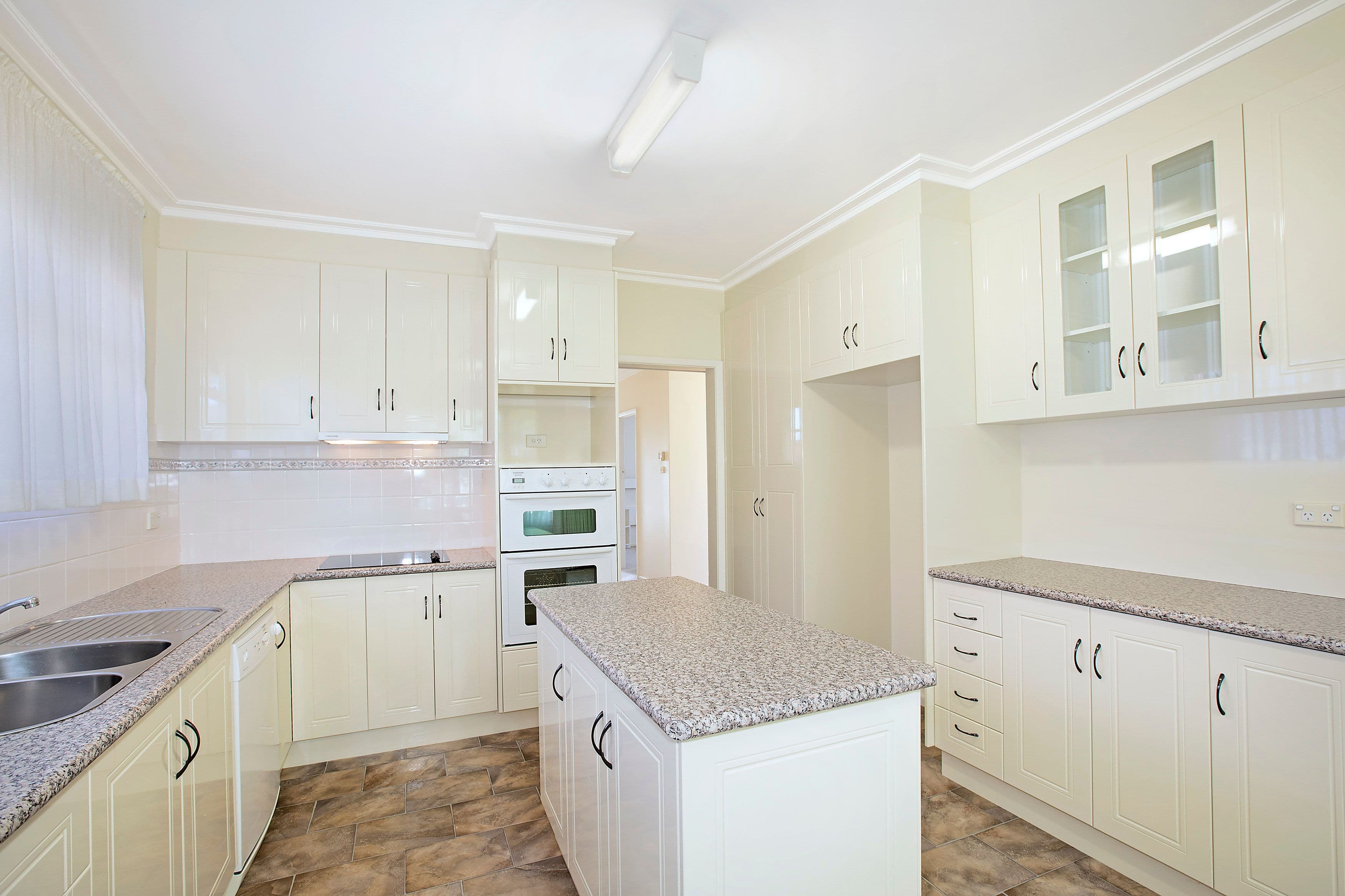 34 Newton Avenue, Bell Post Hill VIC 3215, Bell Post Hill - Thumbnail 6