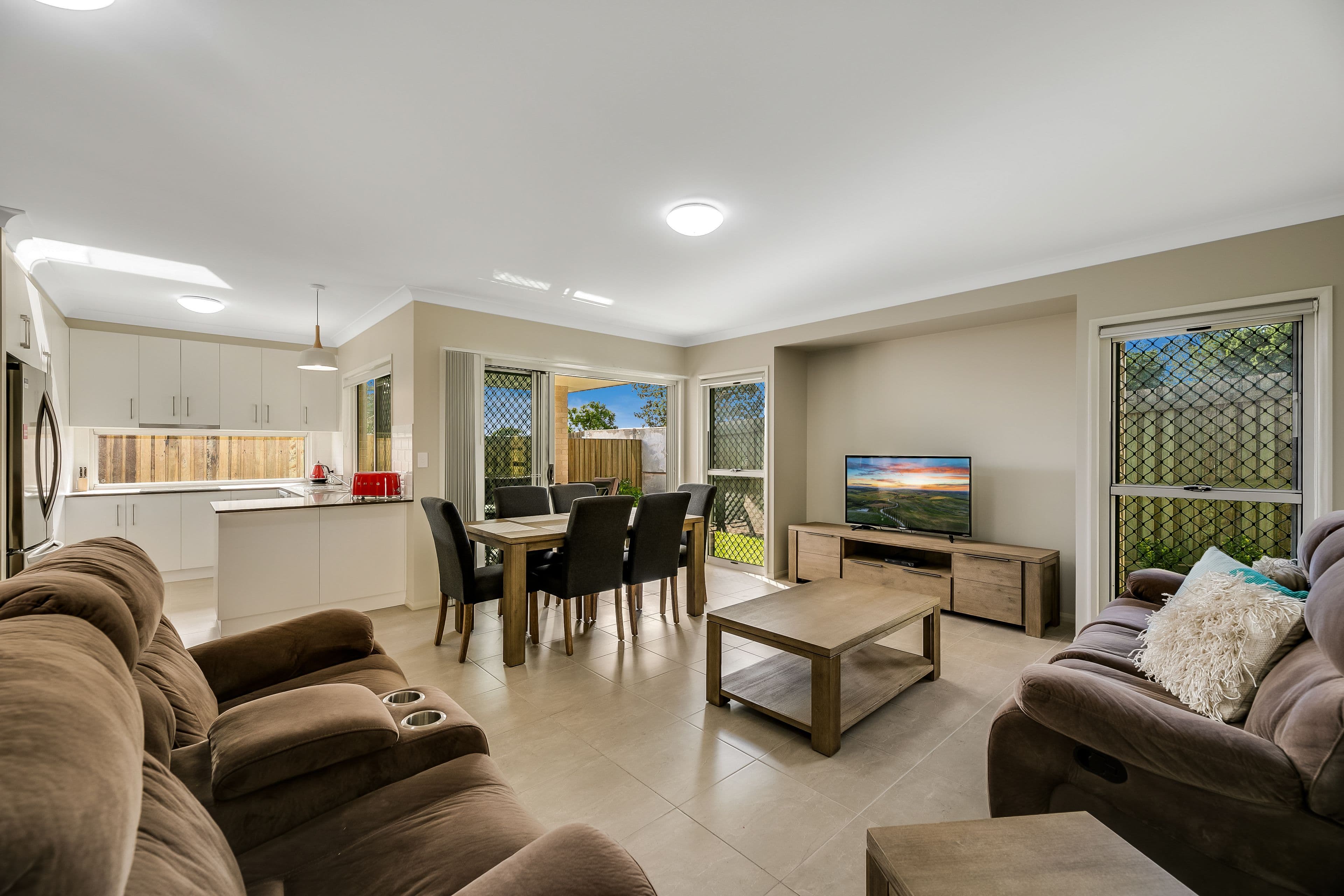 47 Entabeni Drive, Kearneys Spring QLD 4350, Kearneys Spring - Thumbnail 2