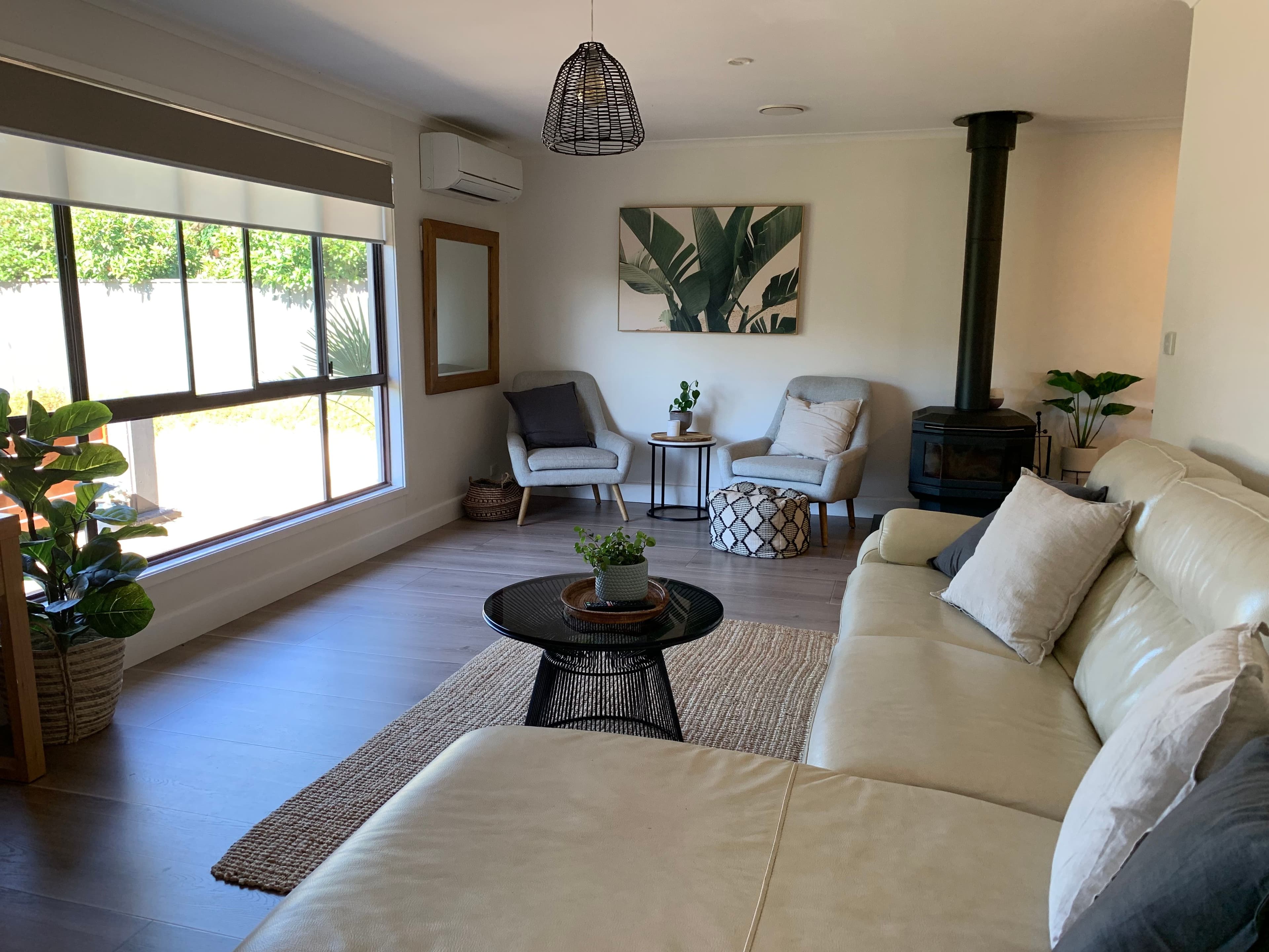 21 O'Hagan Street, Gundagai NSW 2722, Gundagai - Thumbnail 2