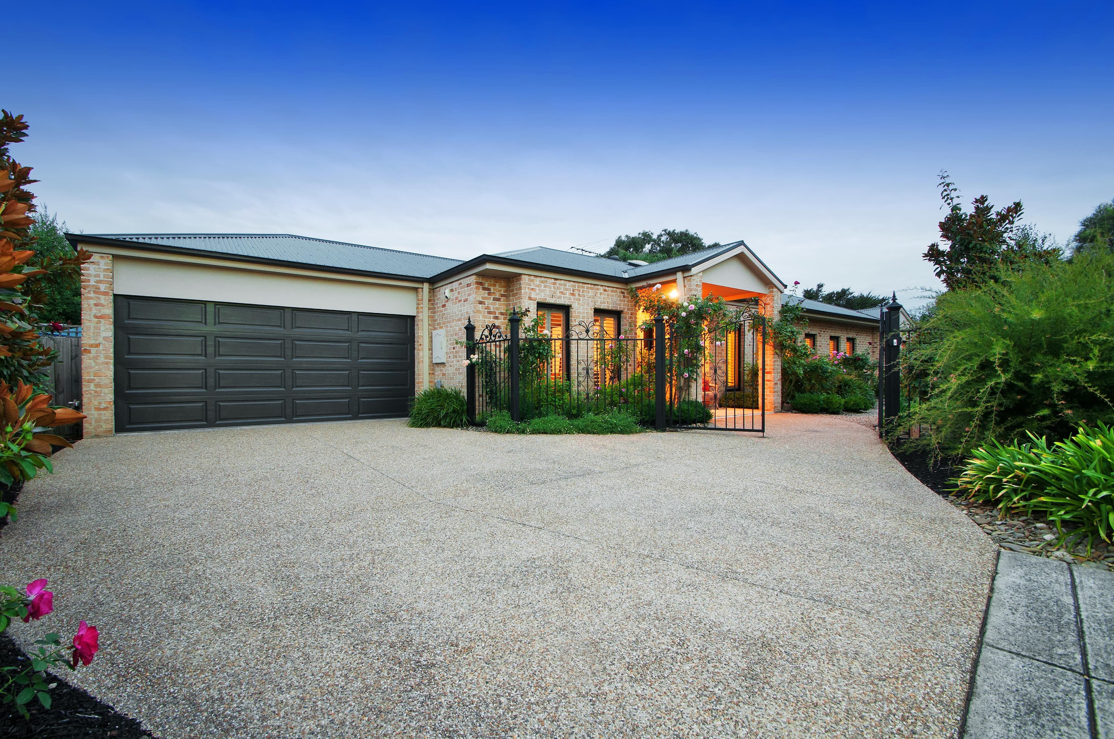 2 Lyndhurst Close, Croydon VIC 3136, Croydon - Image 1