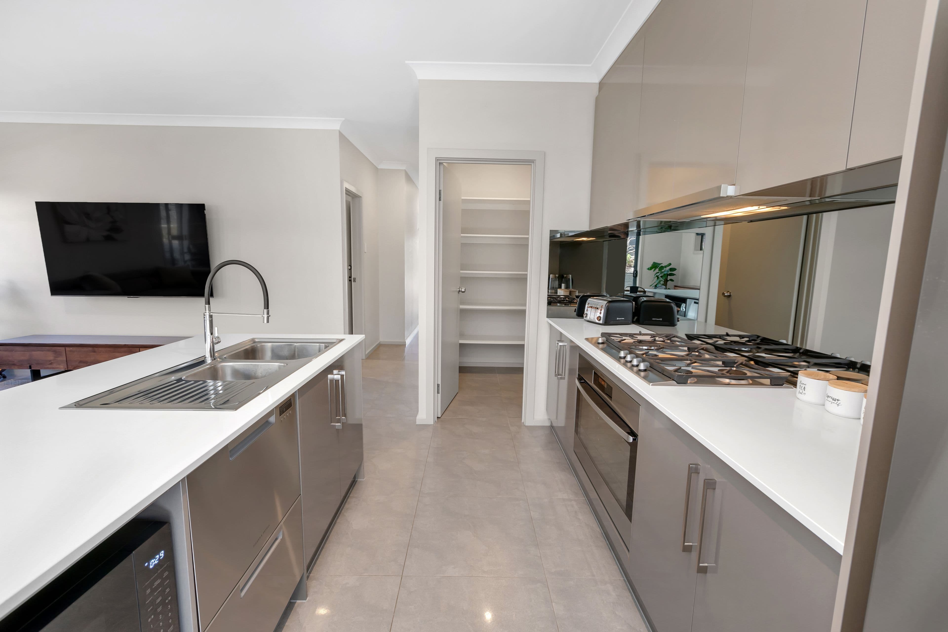 8 Stafford Court, Craigmore SA 5114, Craigmore - Thumbnail 6