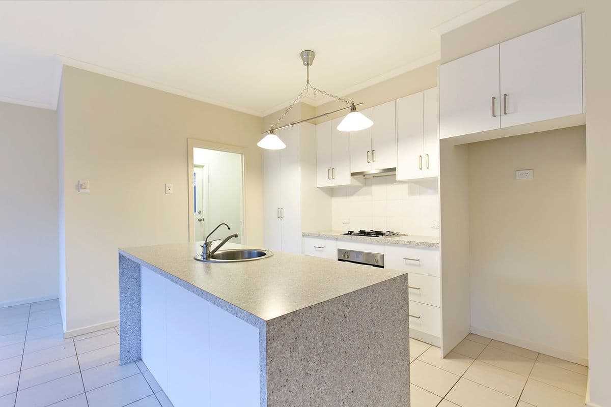 8 Sugarloaf Lane, Mawson Lakes SA 5095, Mawson Lakes - Thumbnail 5