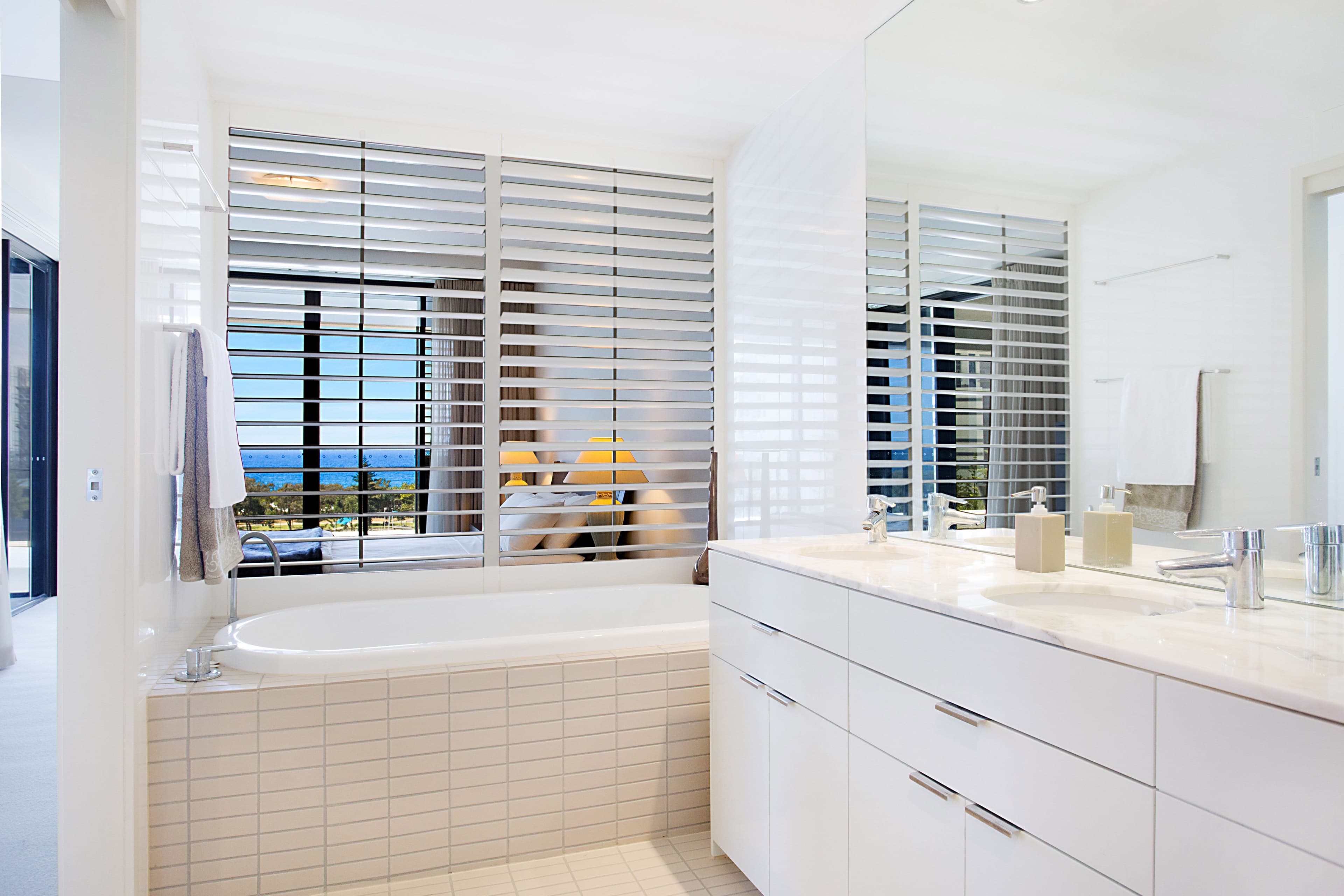 801 'Ultra' 14 George Avenue, Broadbeach QLD 4218, Broadbeach - Thumbnail 2