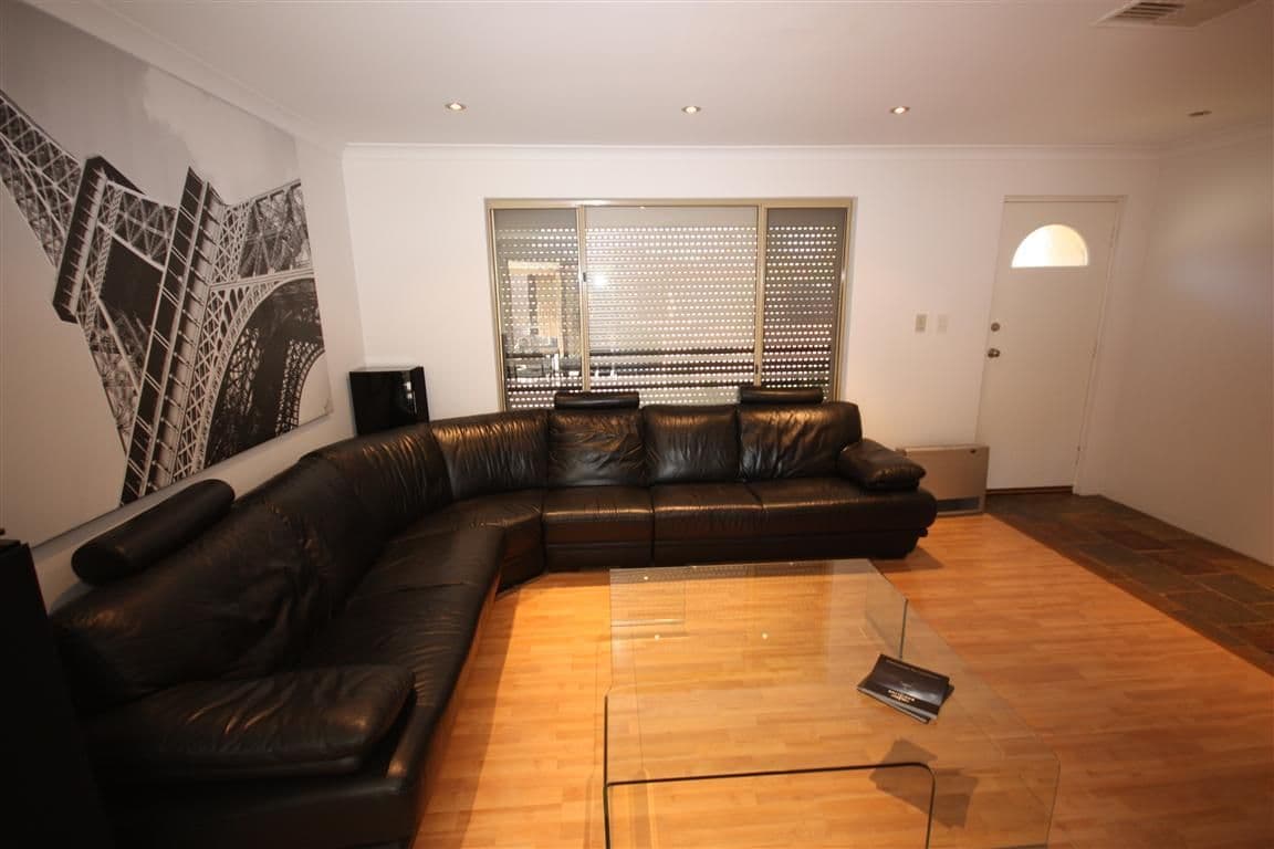 4 Knoll Place, Kiara WA 6054, Kiara - Thumbnail 2