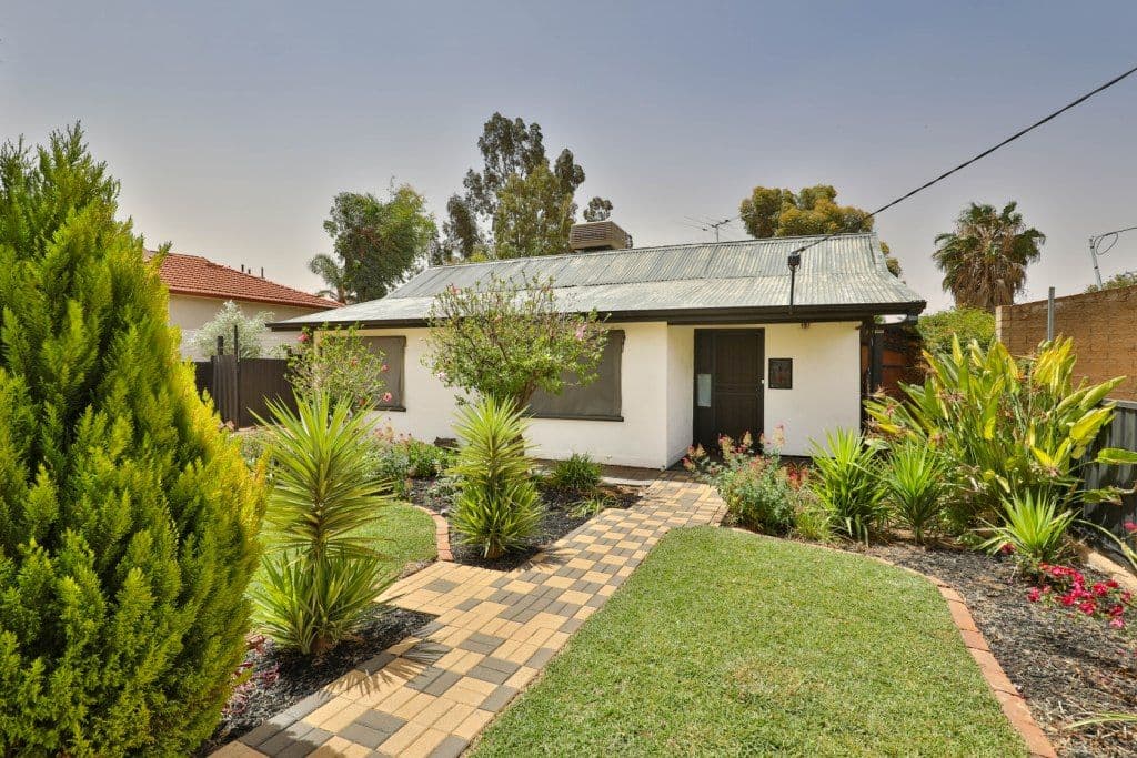 52 Eaglesham Street, Mildura VIC 3500, Mildura - Image 1