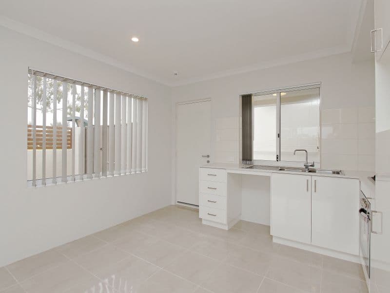 6/2 Wallace Street, Belmont WA 6104, Belmont - Thumbnail 3