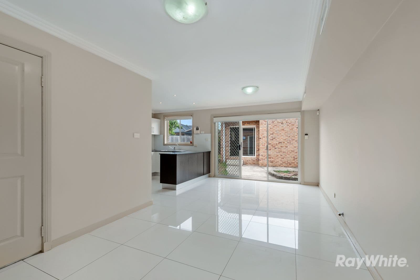 14 Castleford Terrace, Stanhope Gardens - Thumbnail 3