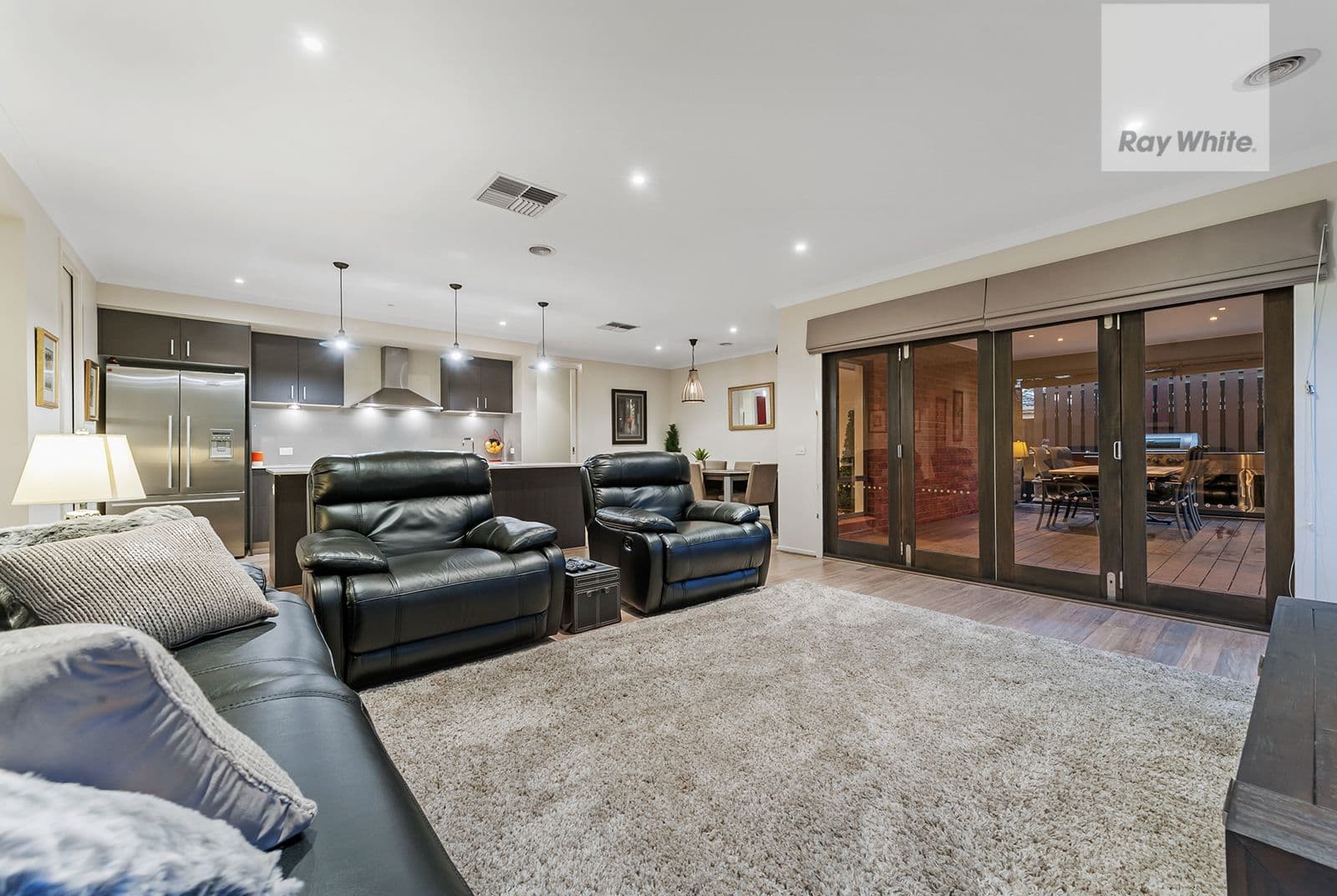 15 Eveline Street, Craigieburn VIC 3064, Craigieburn - Thumbnail 5
