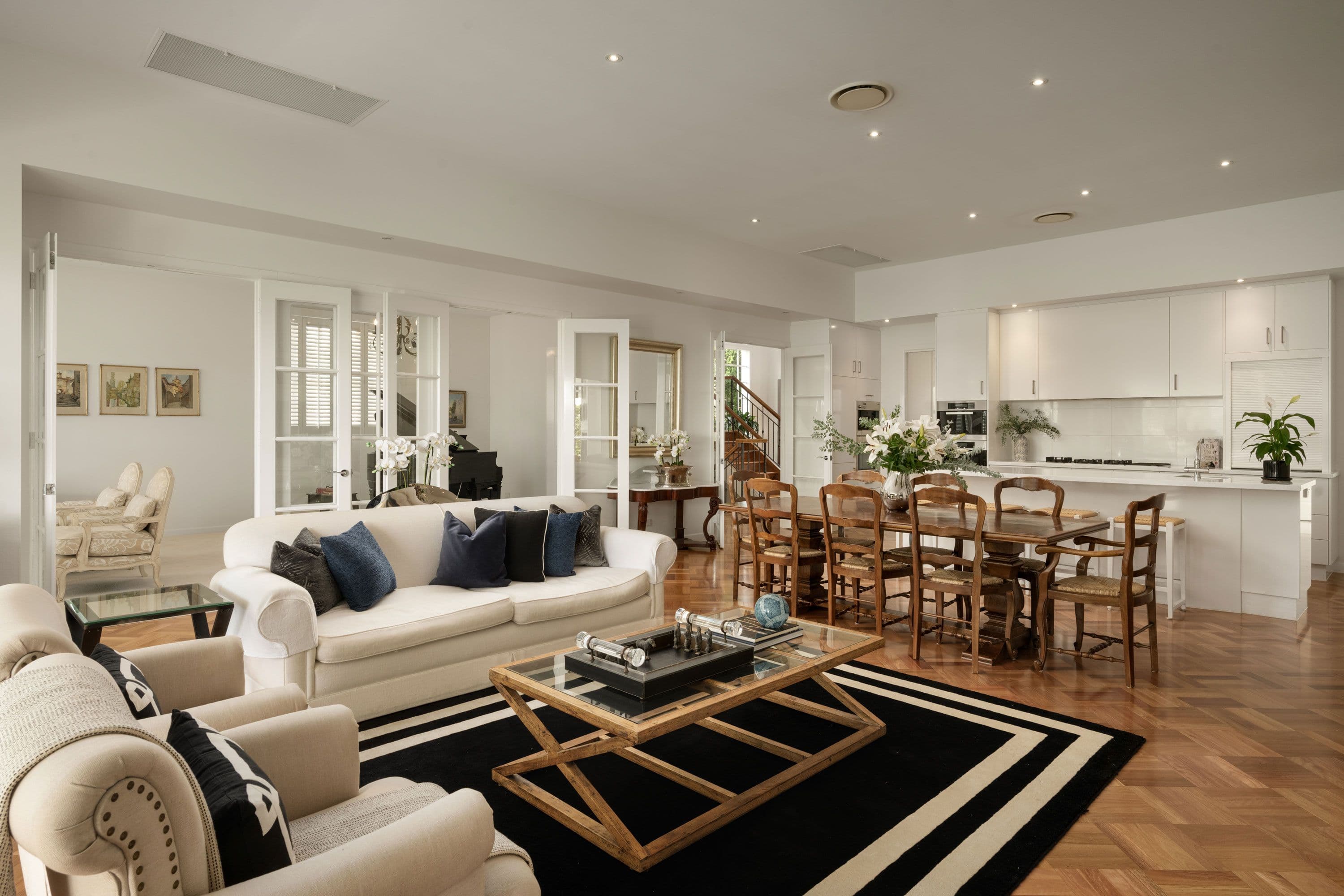6 Tenth Avenue, St Lucia QLD 4067, St Lucia - Thumbnail 5