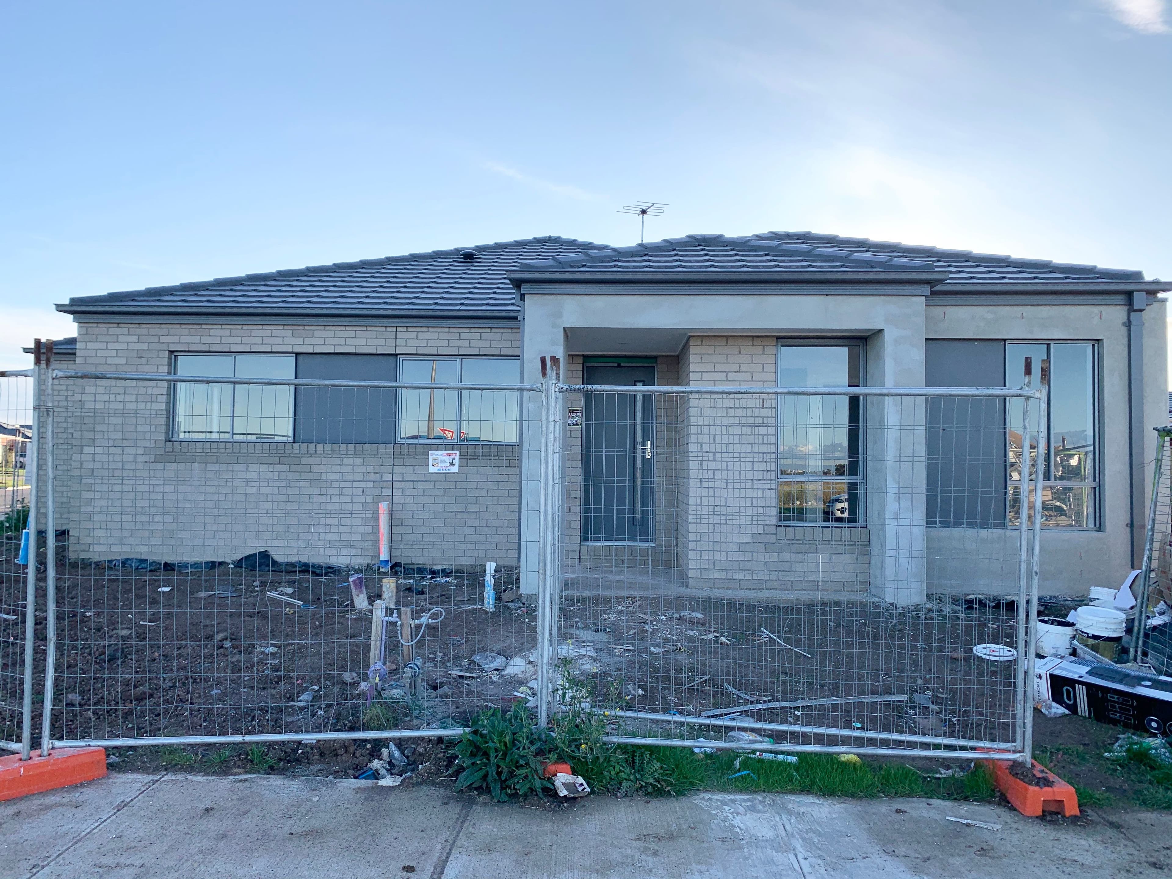 1 Liston Avenue, Tarneit VIC 3029, Tarneit - Thumbnail 2