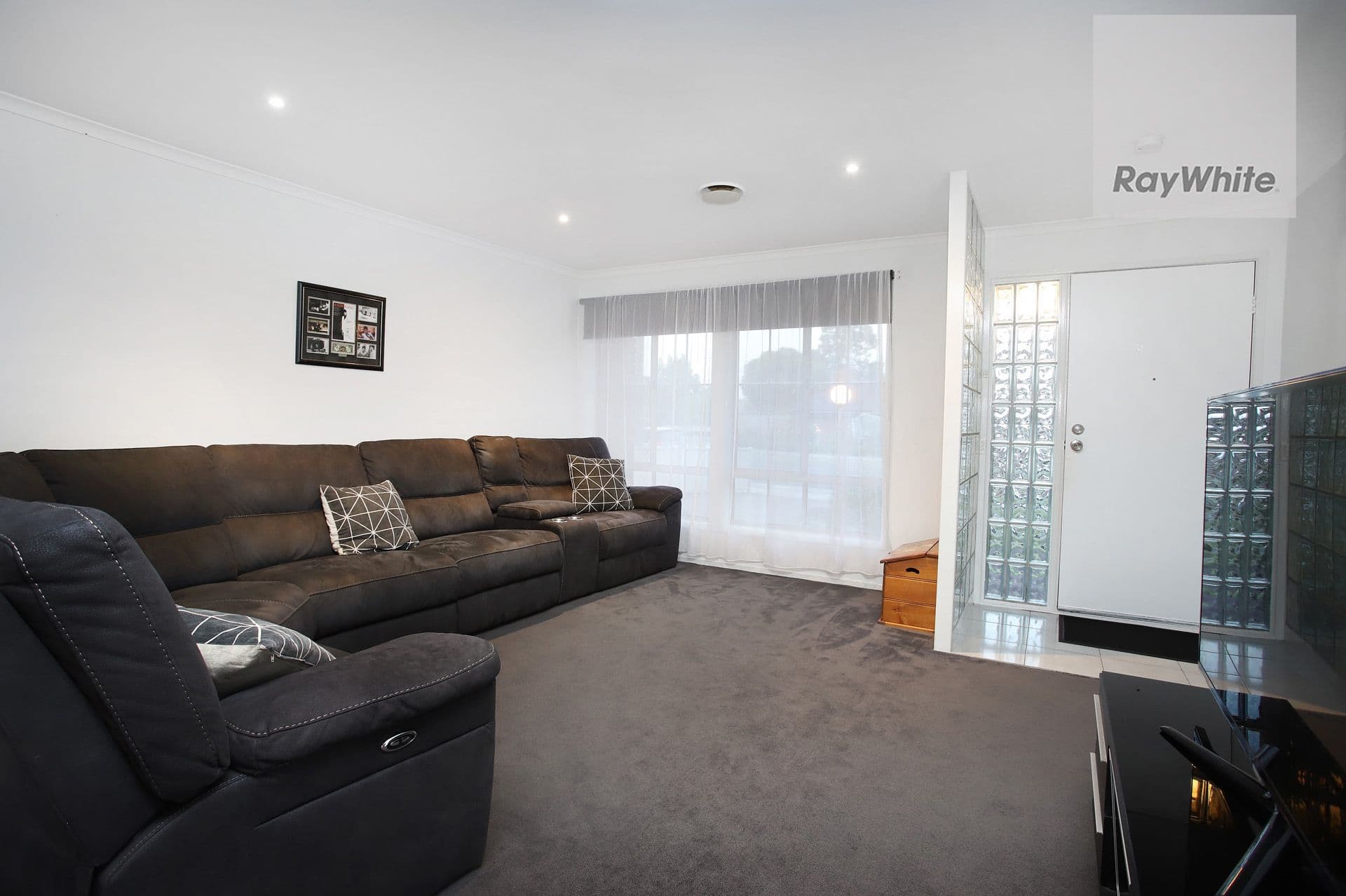 18 Gretna Close, Westmeadows VIC 3049, Westmeadows - Thumbnail 4