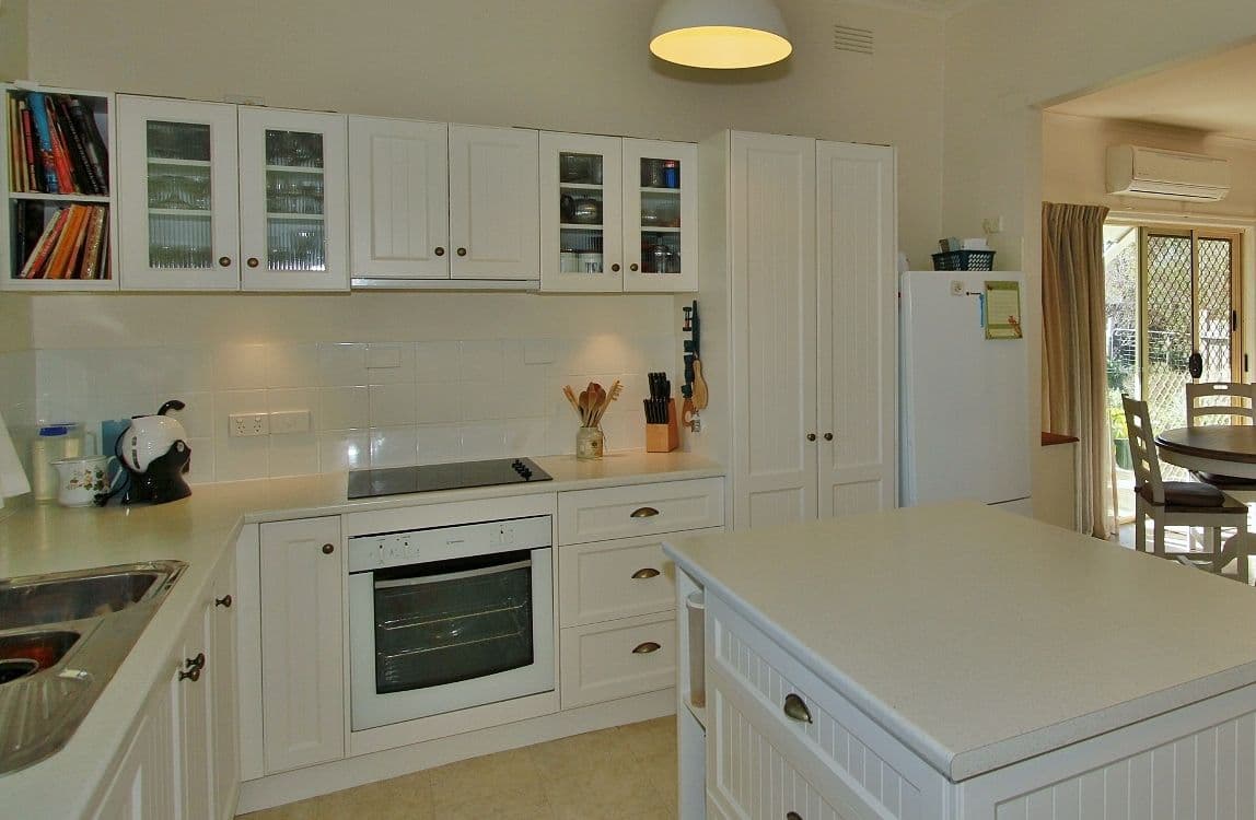 23 Playne Street, Heathcote VIC 3523, Heathcote - Thumbnail 3