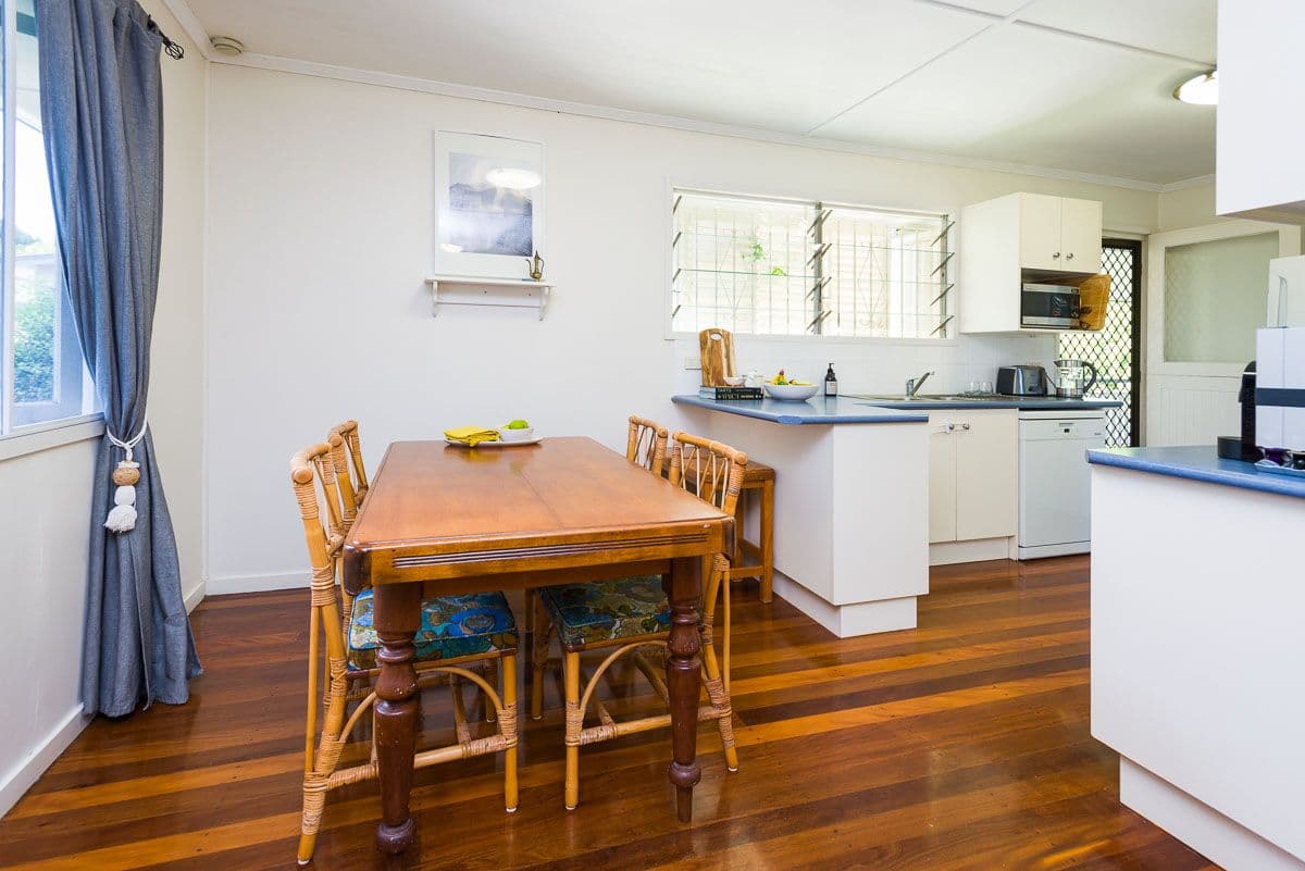 4 Casmaria Street, Mansfield QLD 4122, Mansfield - Thumbnail 5