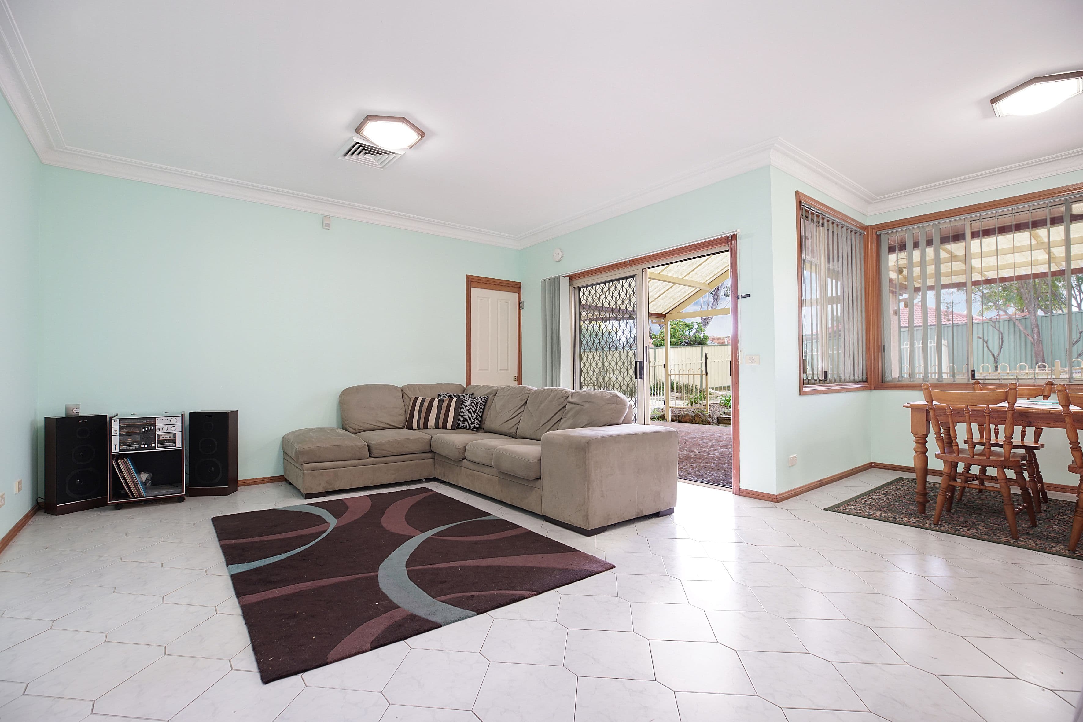 42 Womra Crescent, Glenmore Park - Thumbnail 7