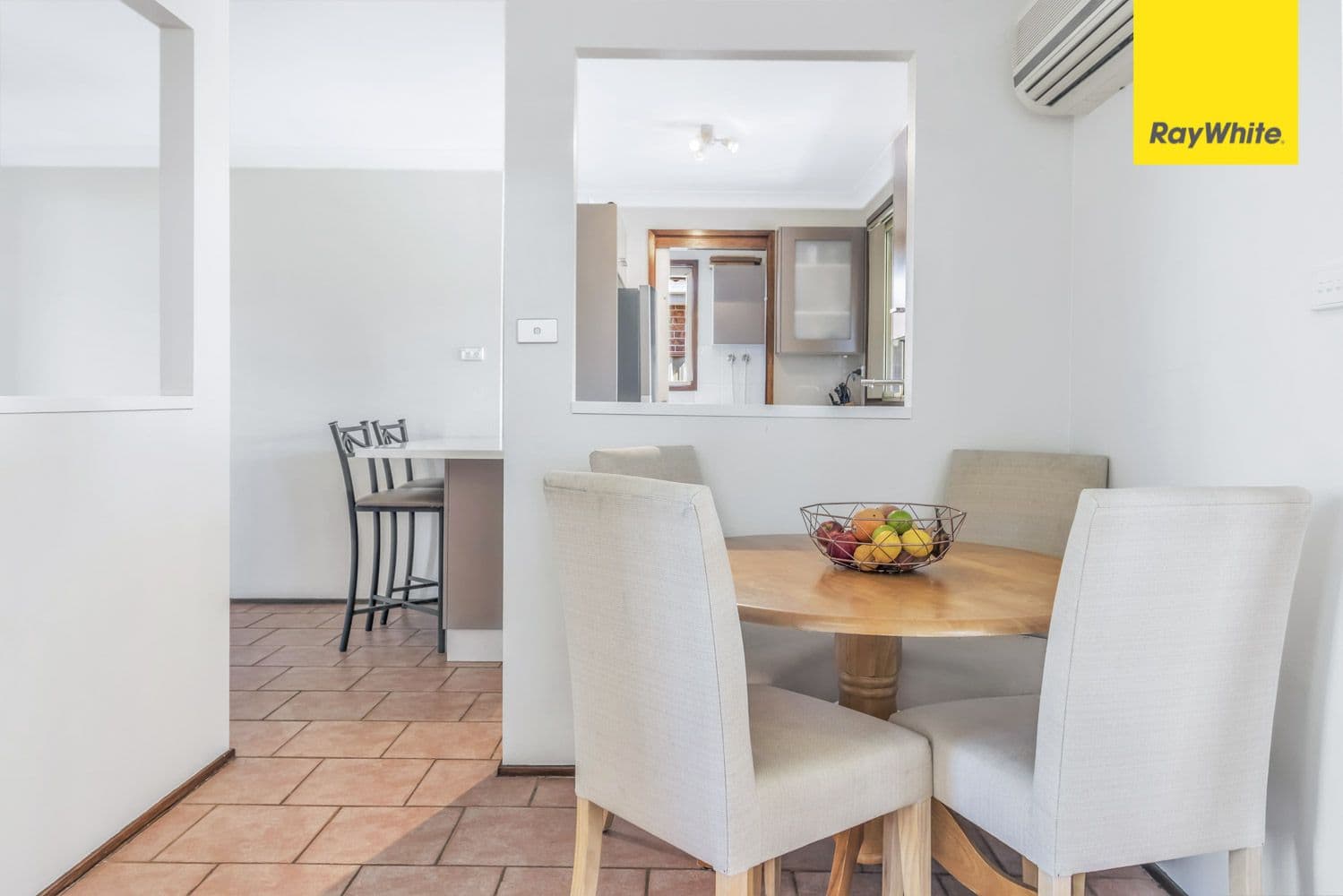 15 Sumner Street, Hassall Grove - Thumbnail 4