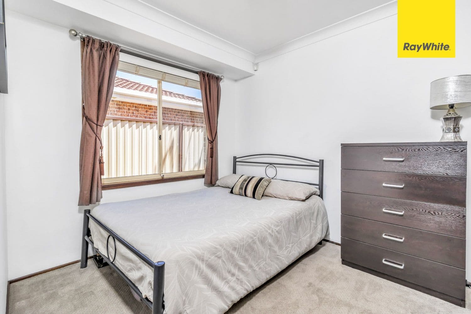 15 Sumner Street, Hassall Grove - Thumbnail 7