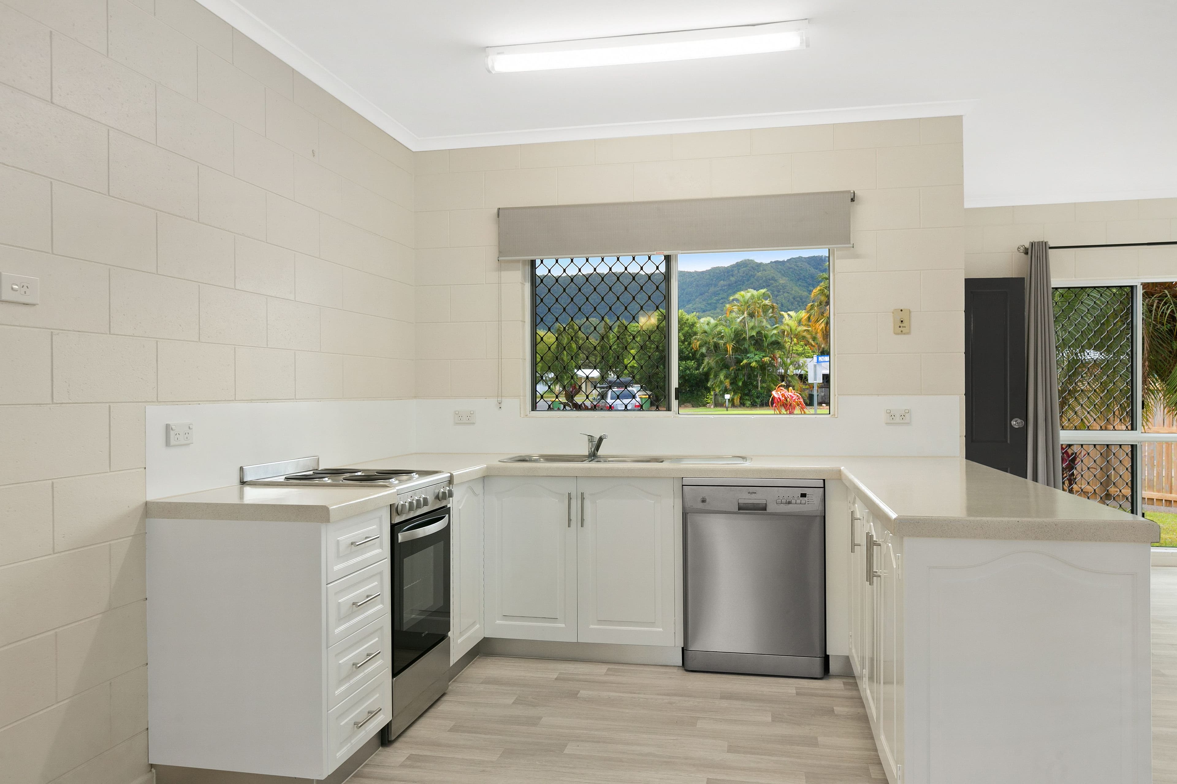 1 Bounty Close, Bentley Park QLD 4869, Bentley Park - Thumbnail 3