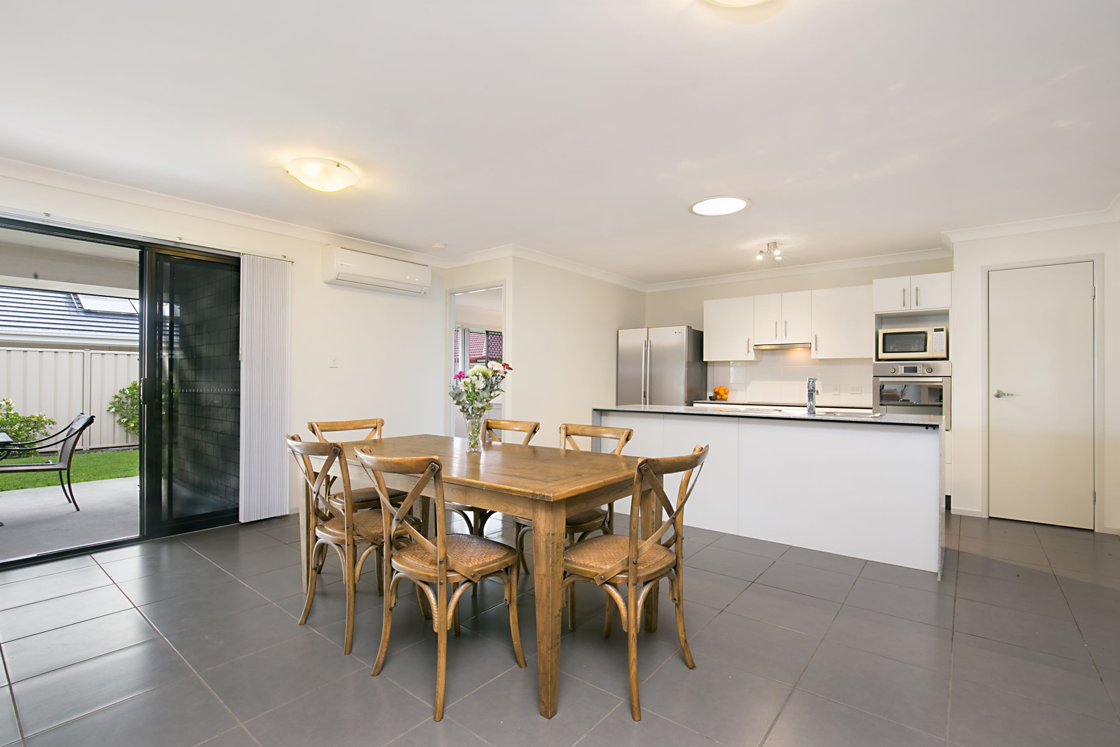 64 River Park Drive, Loganholme QLD 4129, Loganholme - Thumbnail 3