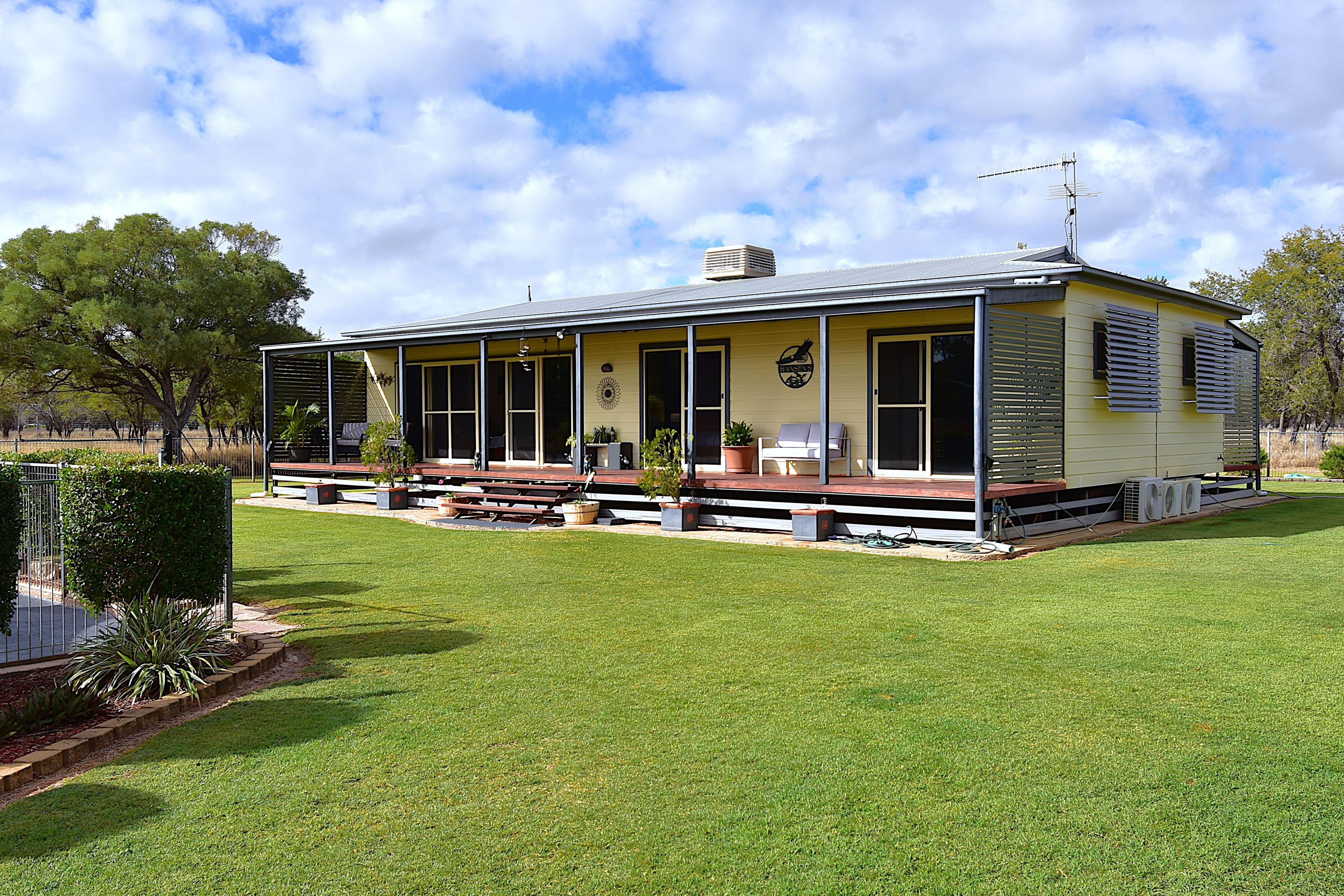 41439 Landsborough Highway, Barcaldine QLD 4725, Barcaldine - Thumbnail 3